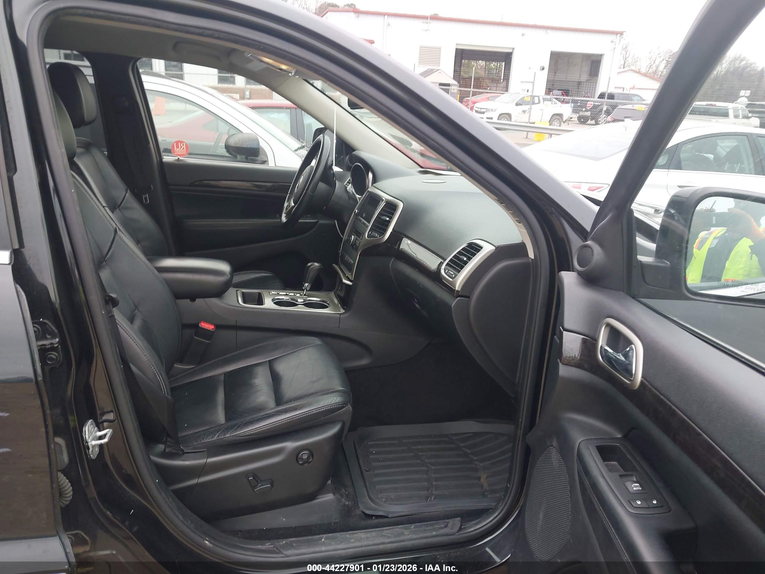 JEEP GRAND image 5