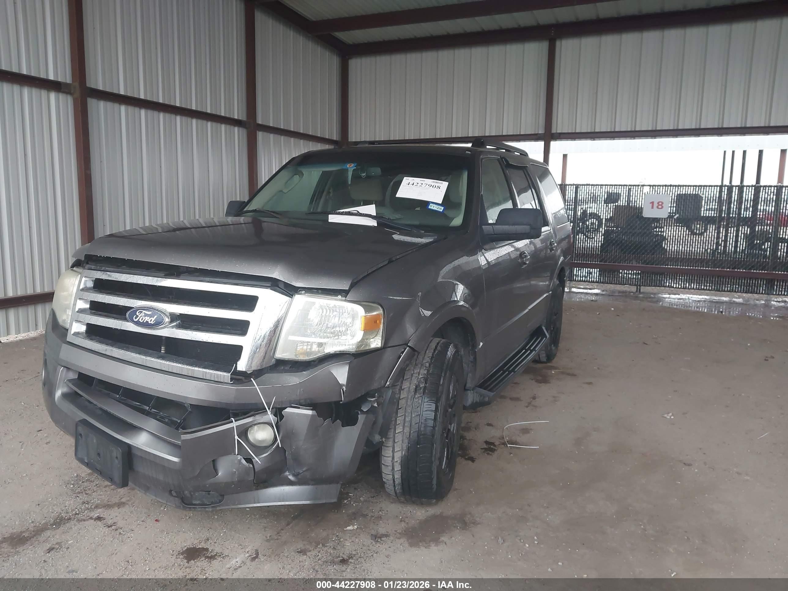 FORD EXPEDITION image 2
