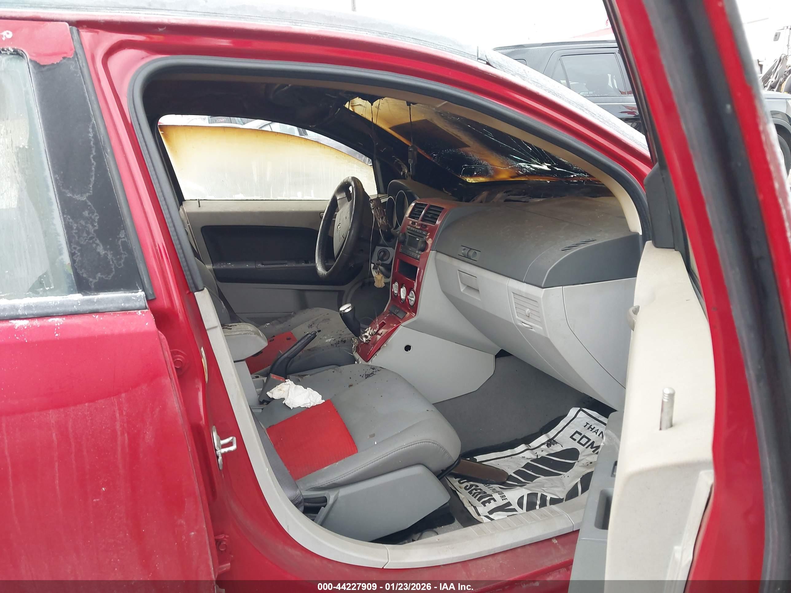 DODGE CALIBER image 5