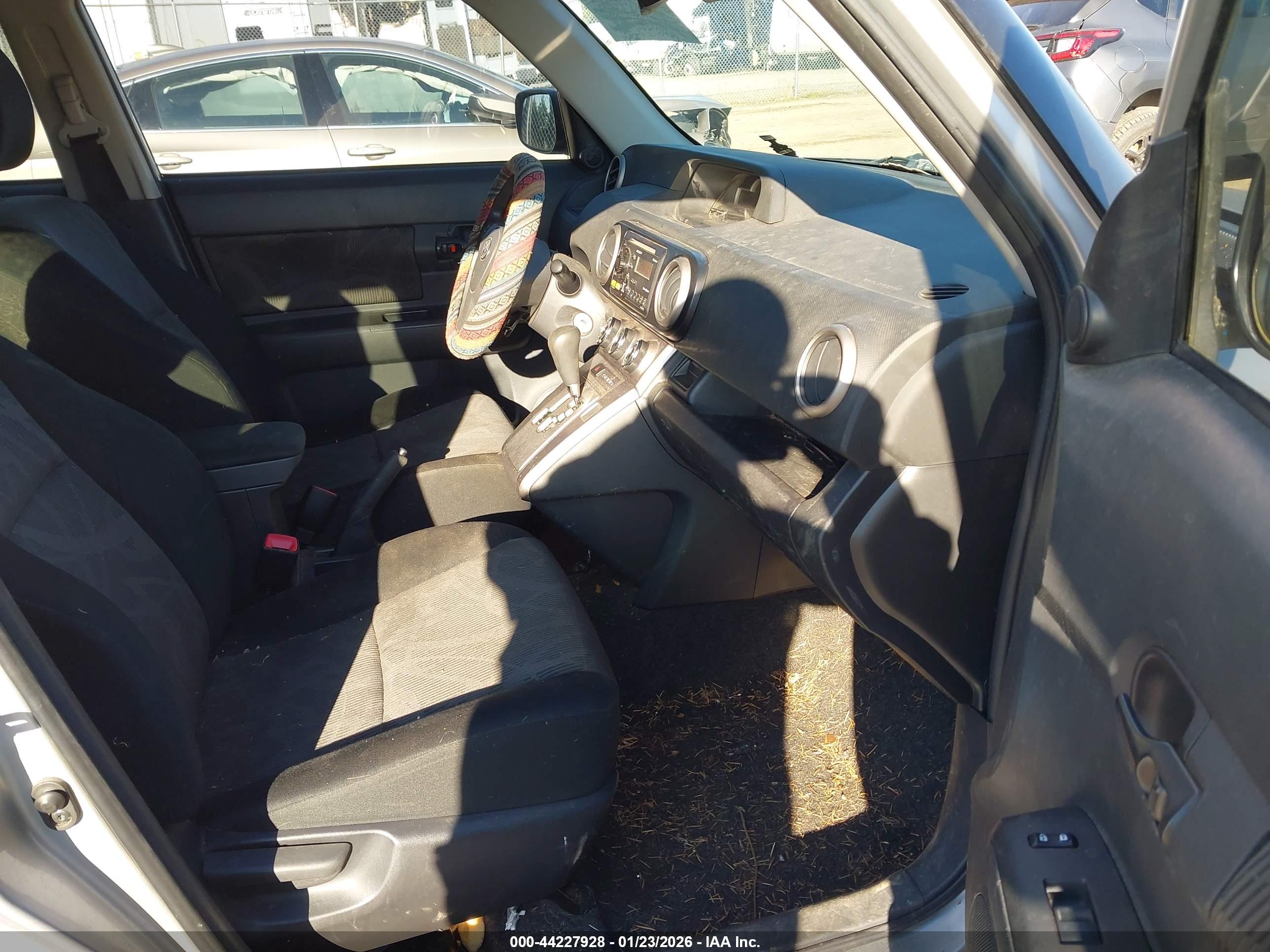 SCION XB image 5