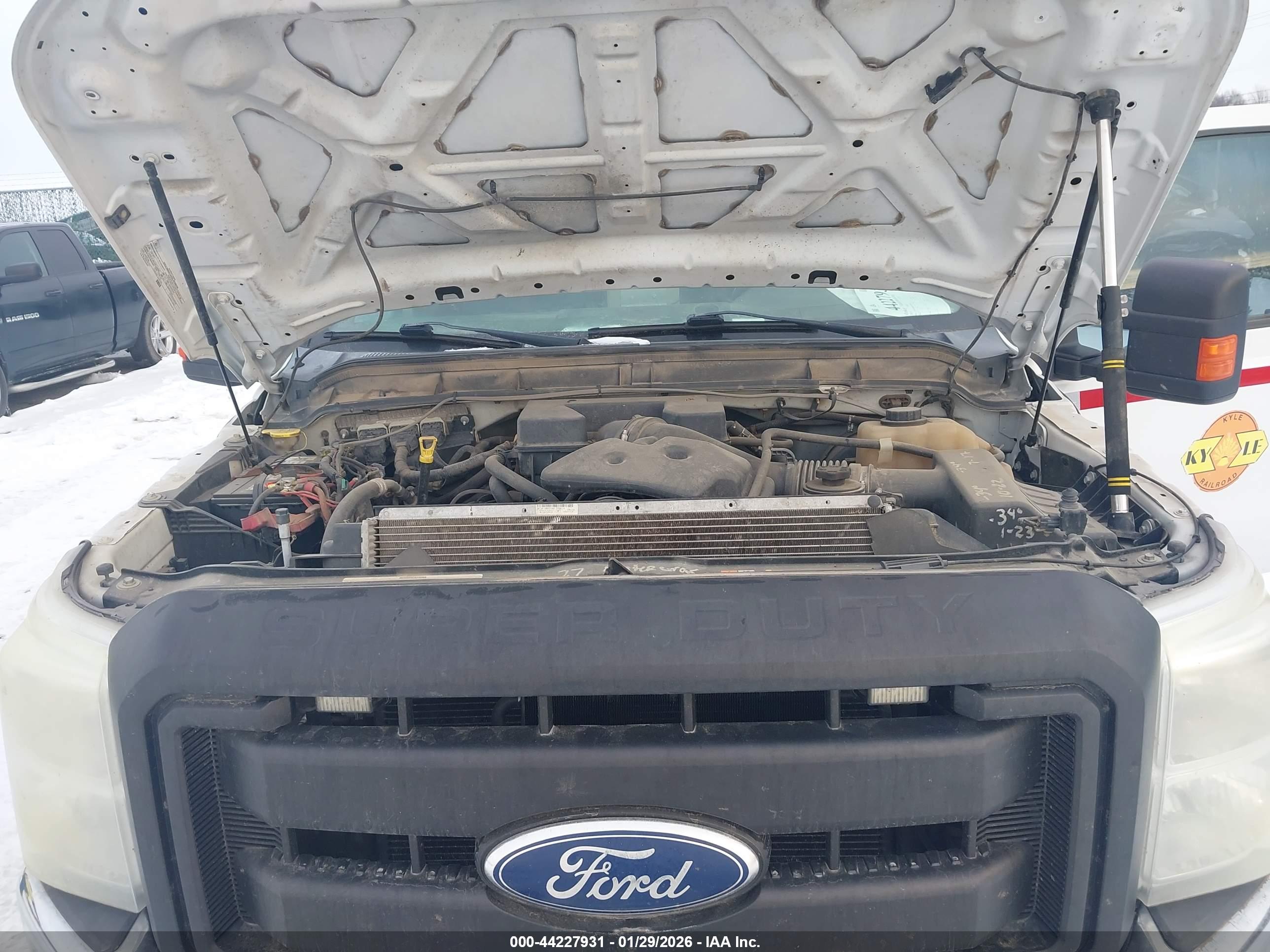 FORD F-350 image 10