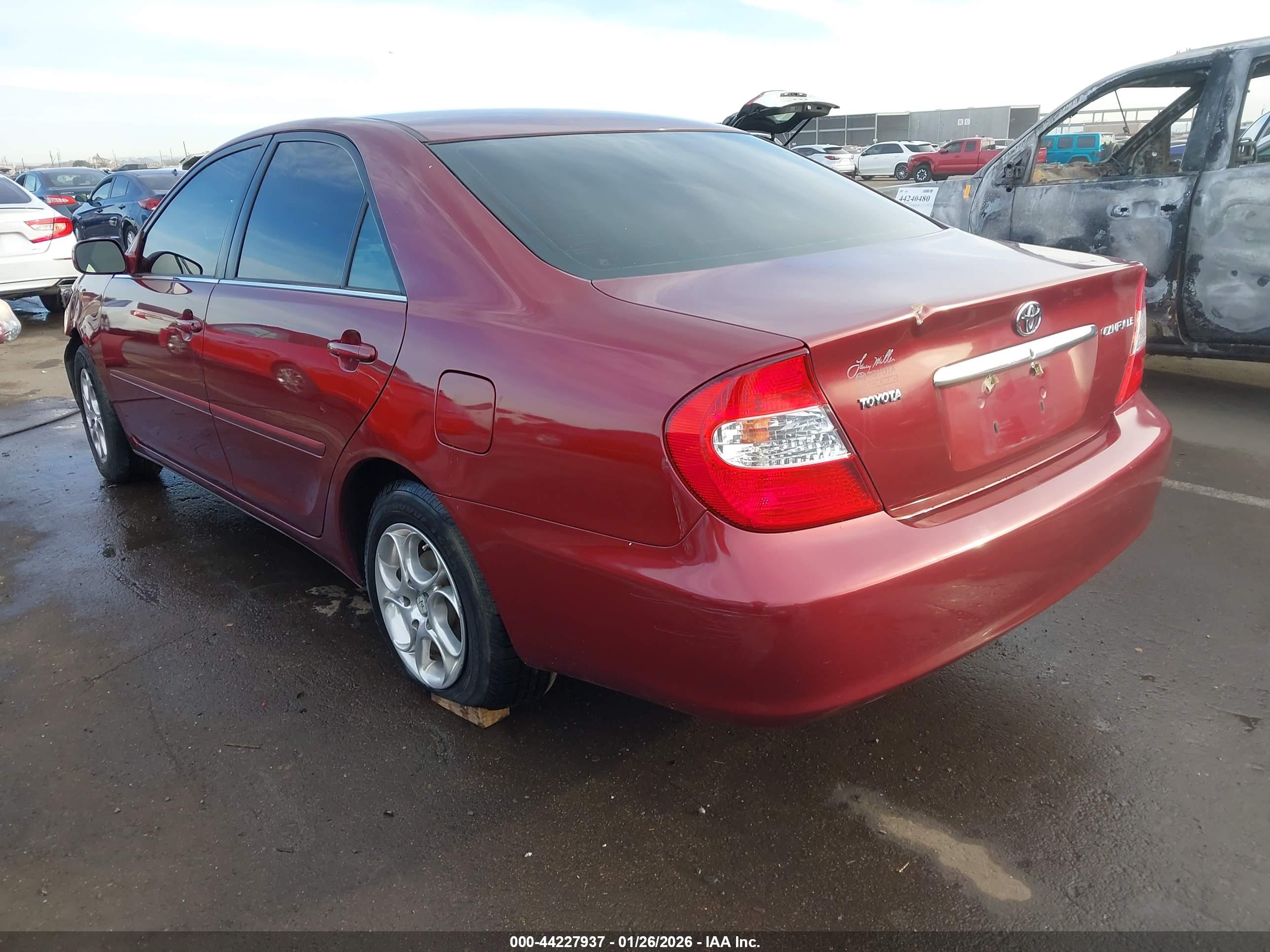 TOYOTA CAMRY image 3