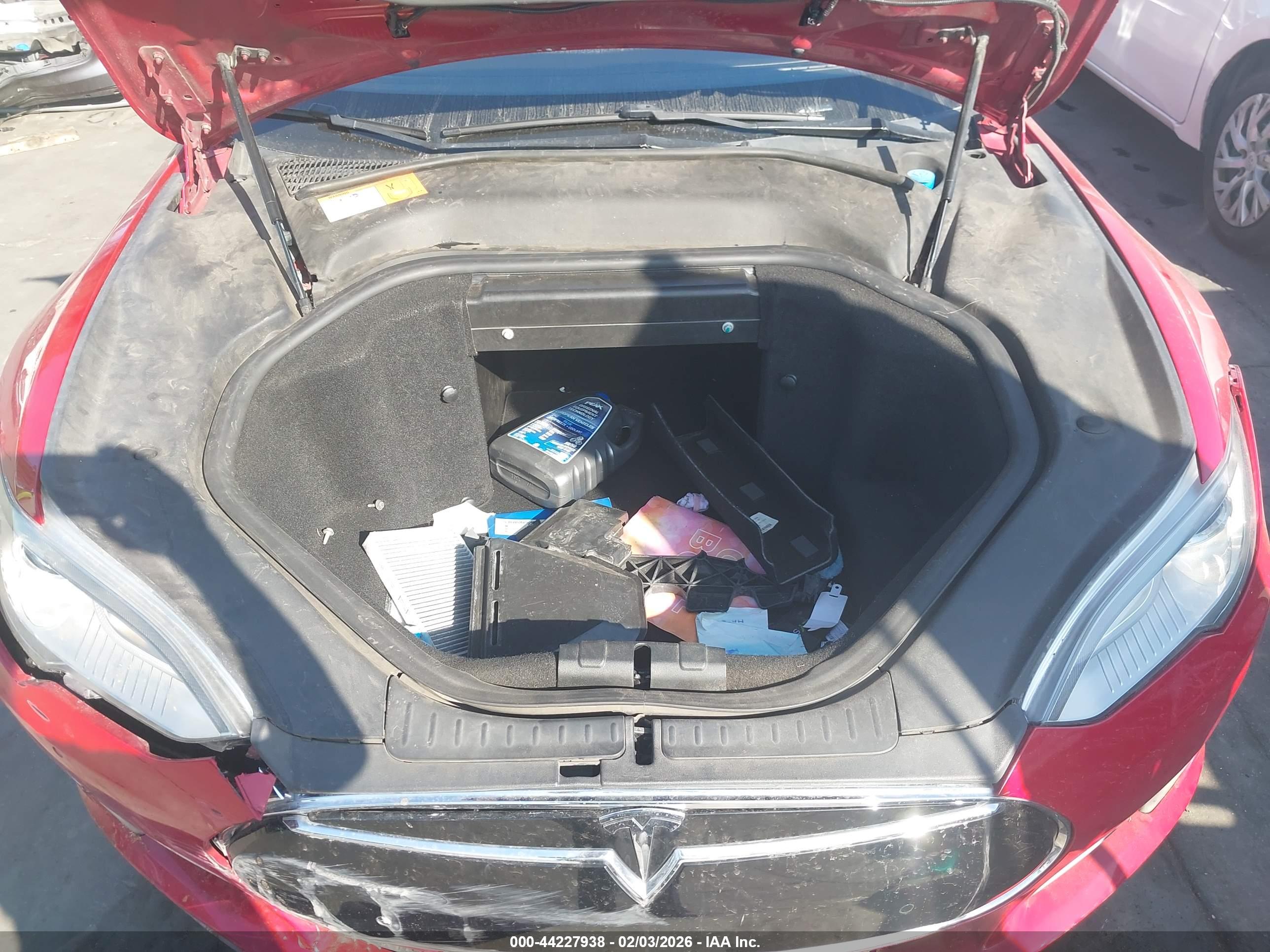 TESLA MODEL image 10
