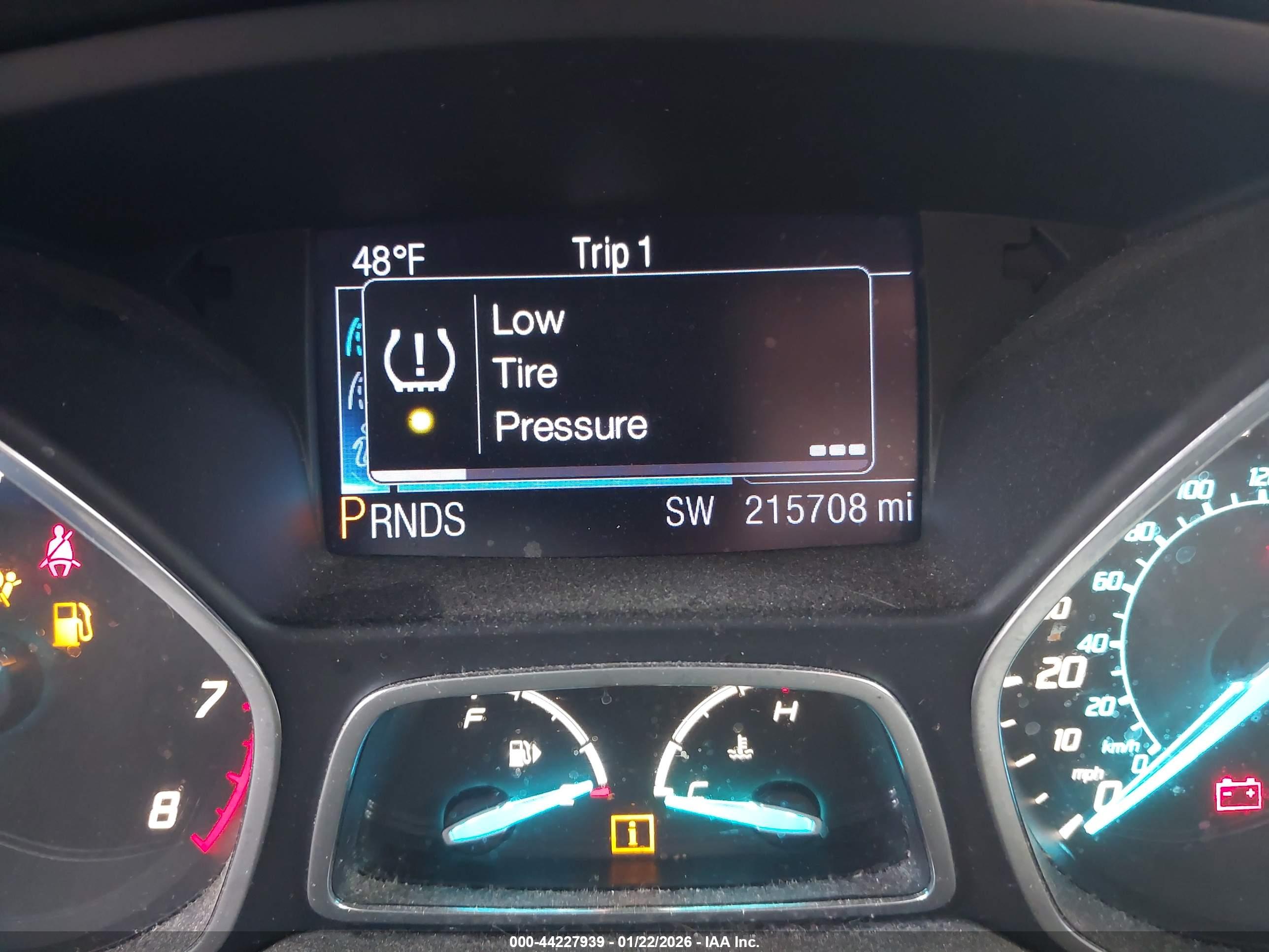 FORD ESCAPE image 7