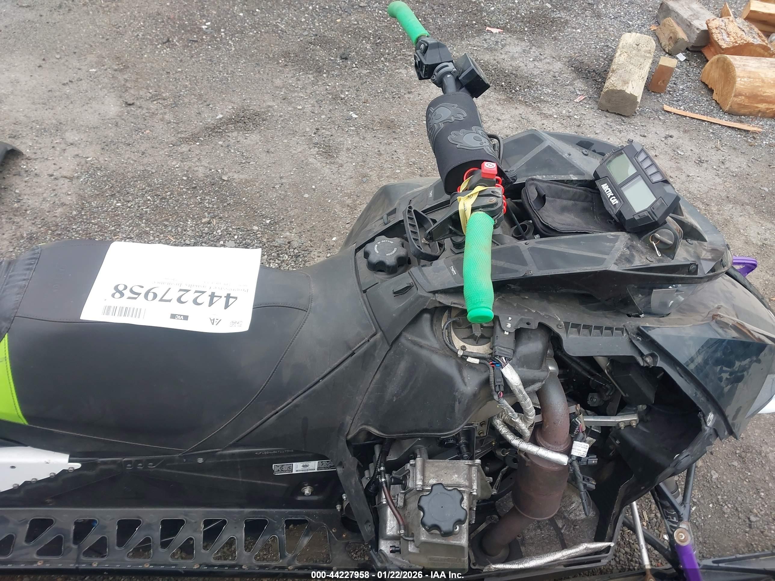 ARCTIC CAT image 5
