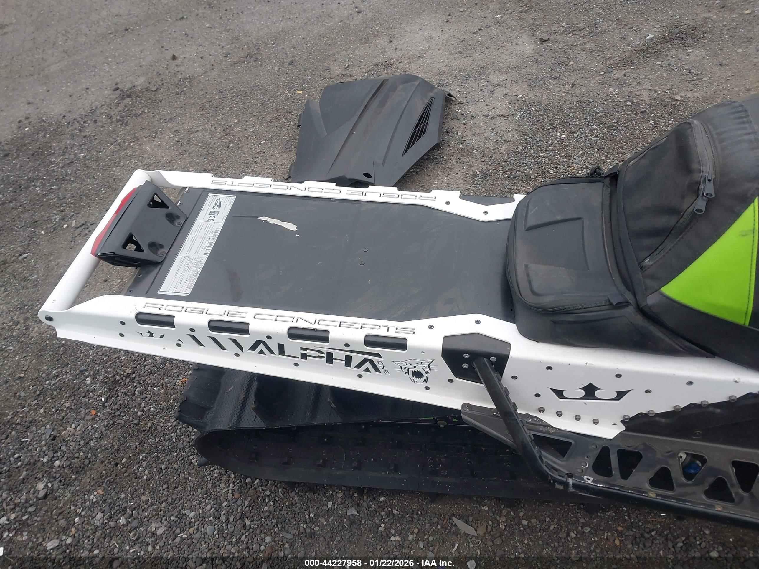 ARCTIC CAT image 8