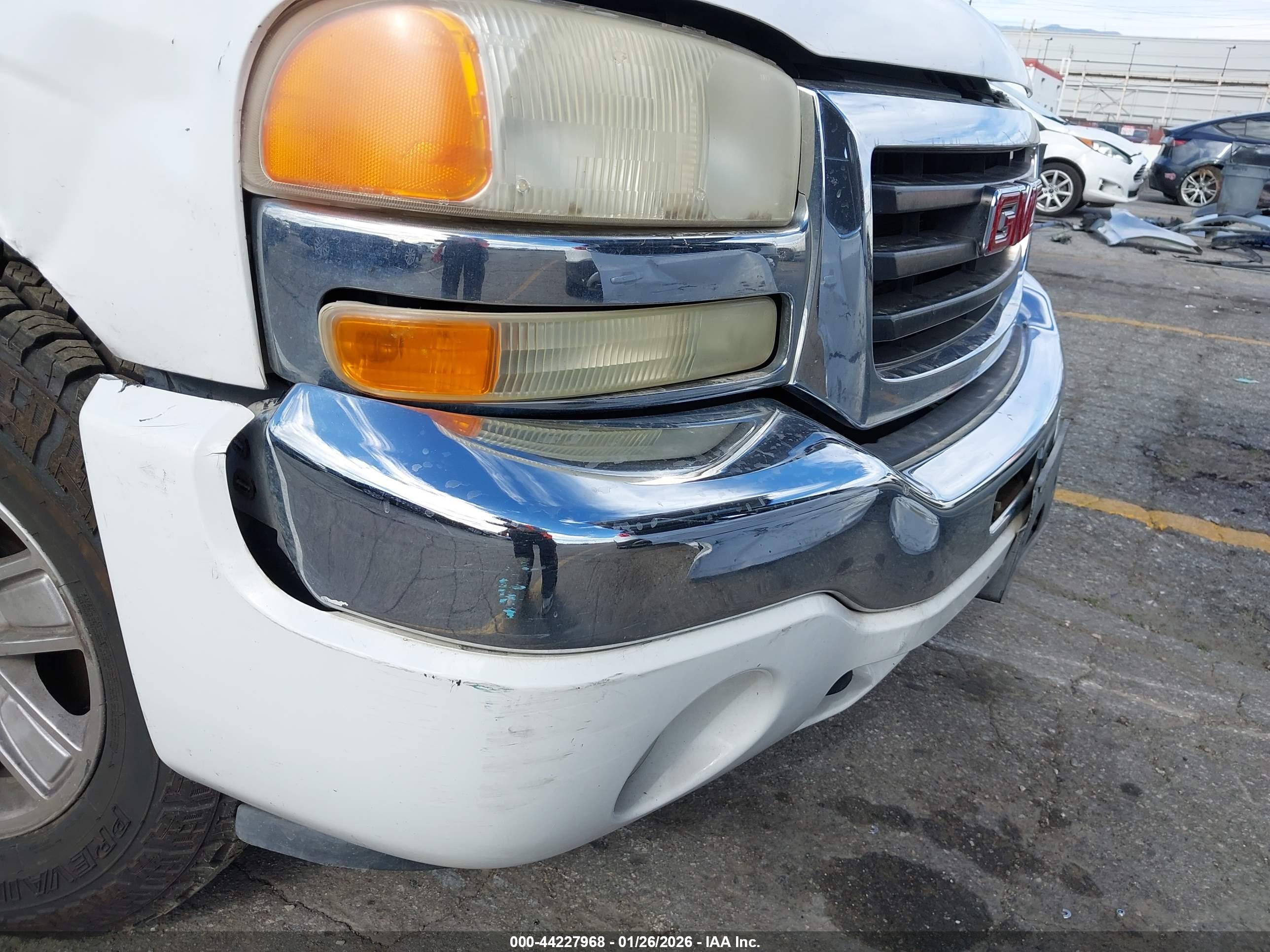 GMC SIERRA image 6