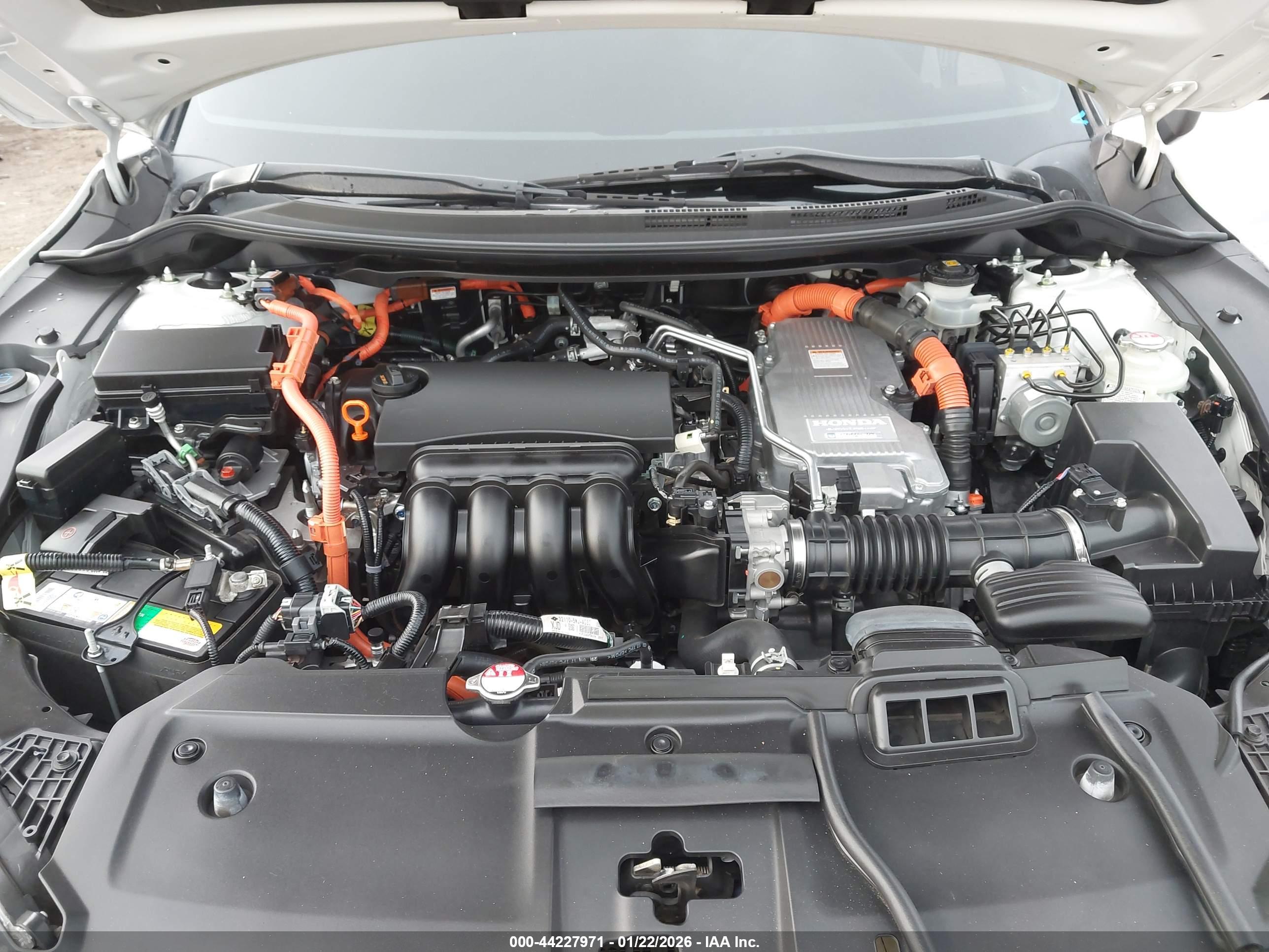 HONDA CLARITY image 10