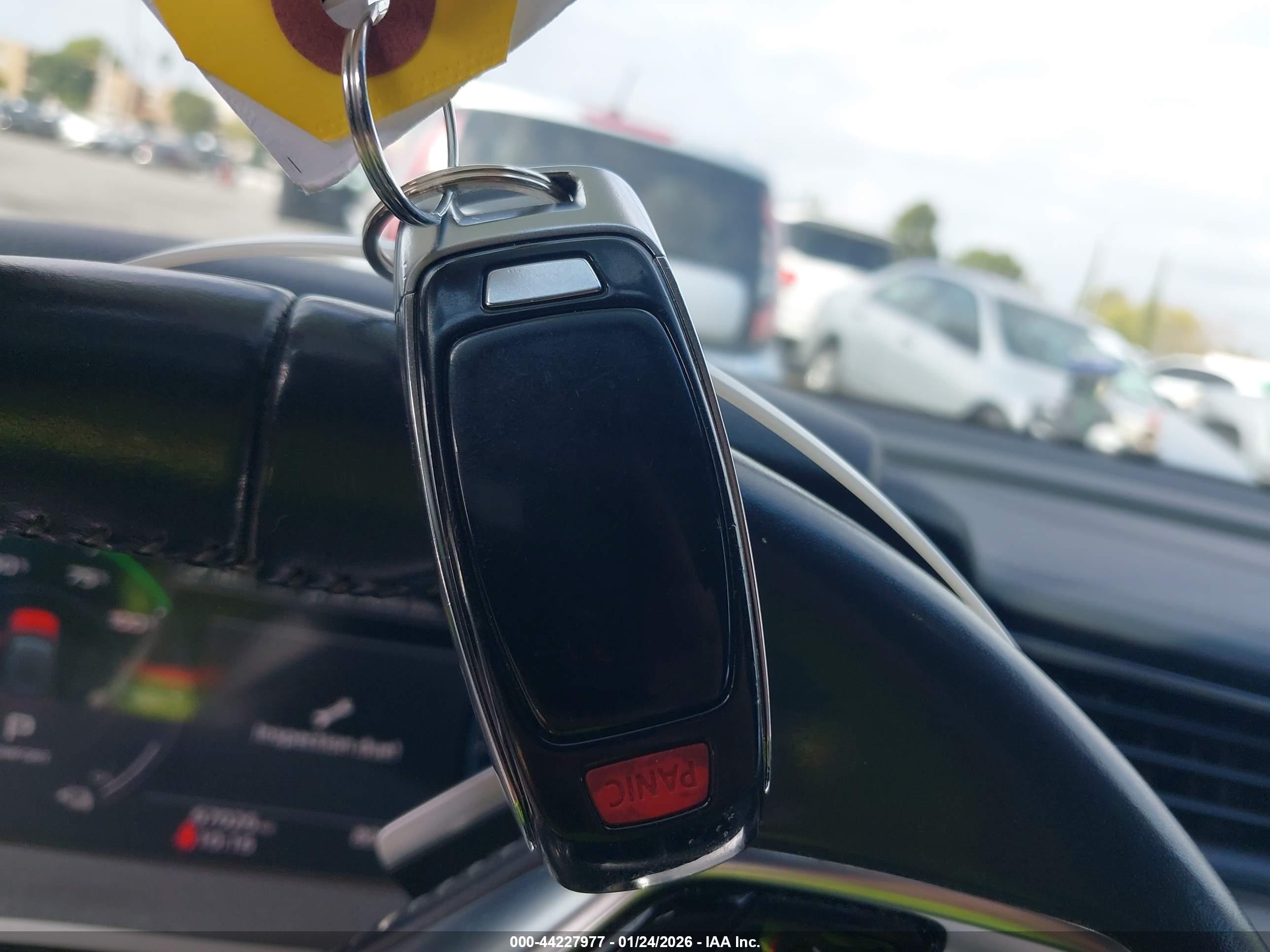 AUDI E-TRON image 11