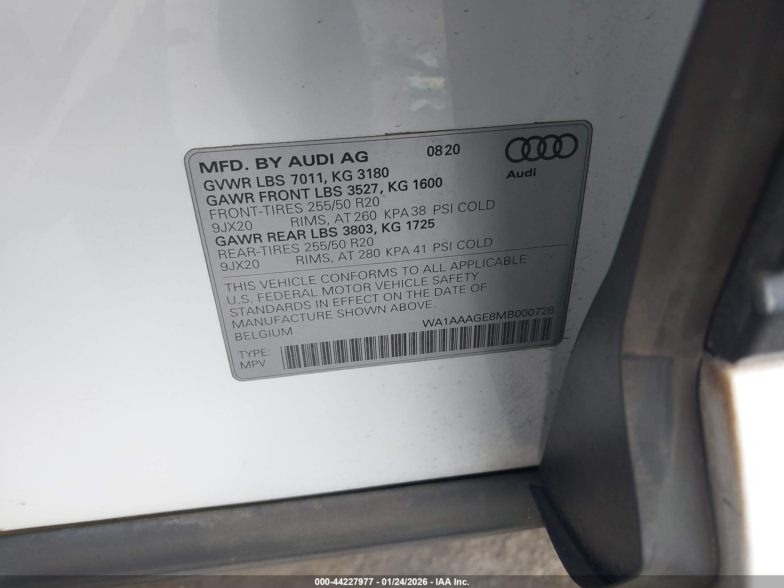 AUDI E-TRON image 9