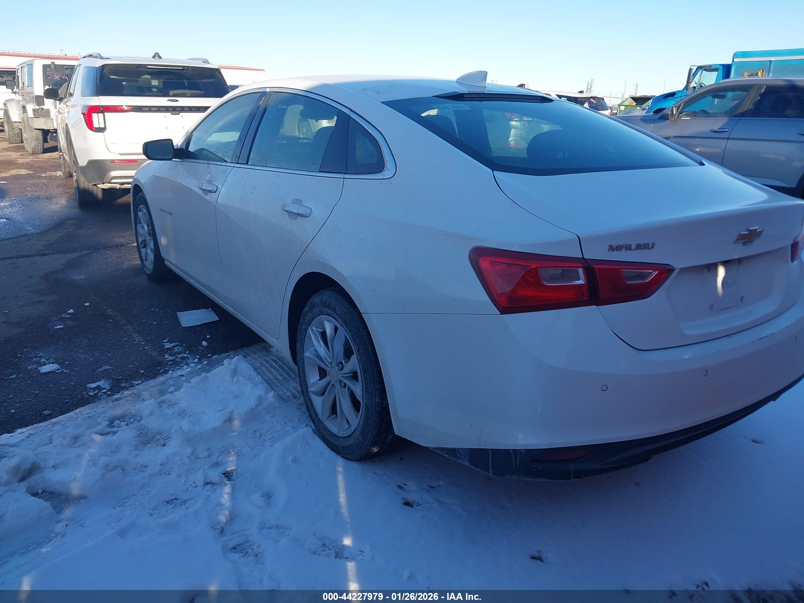CHEVROLET MALIBU image 3