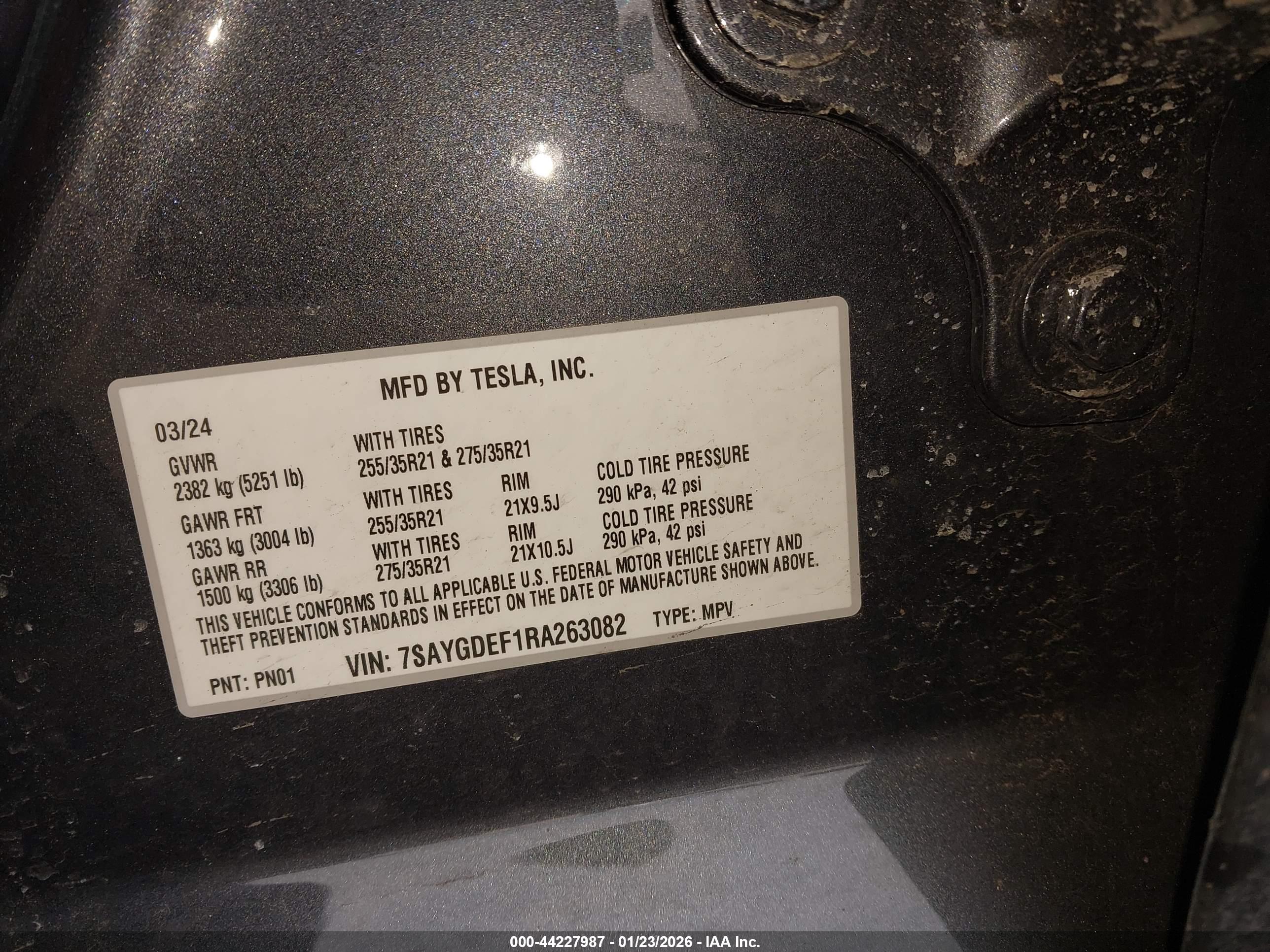 TESLA MODEL image 9