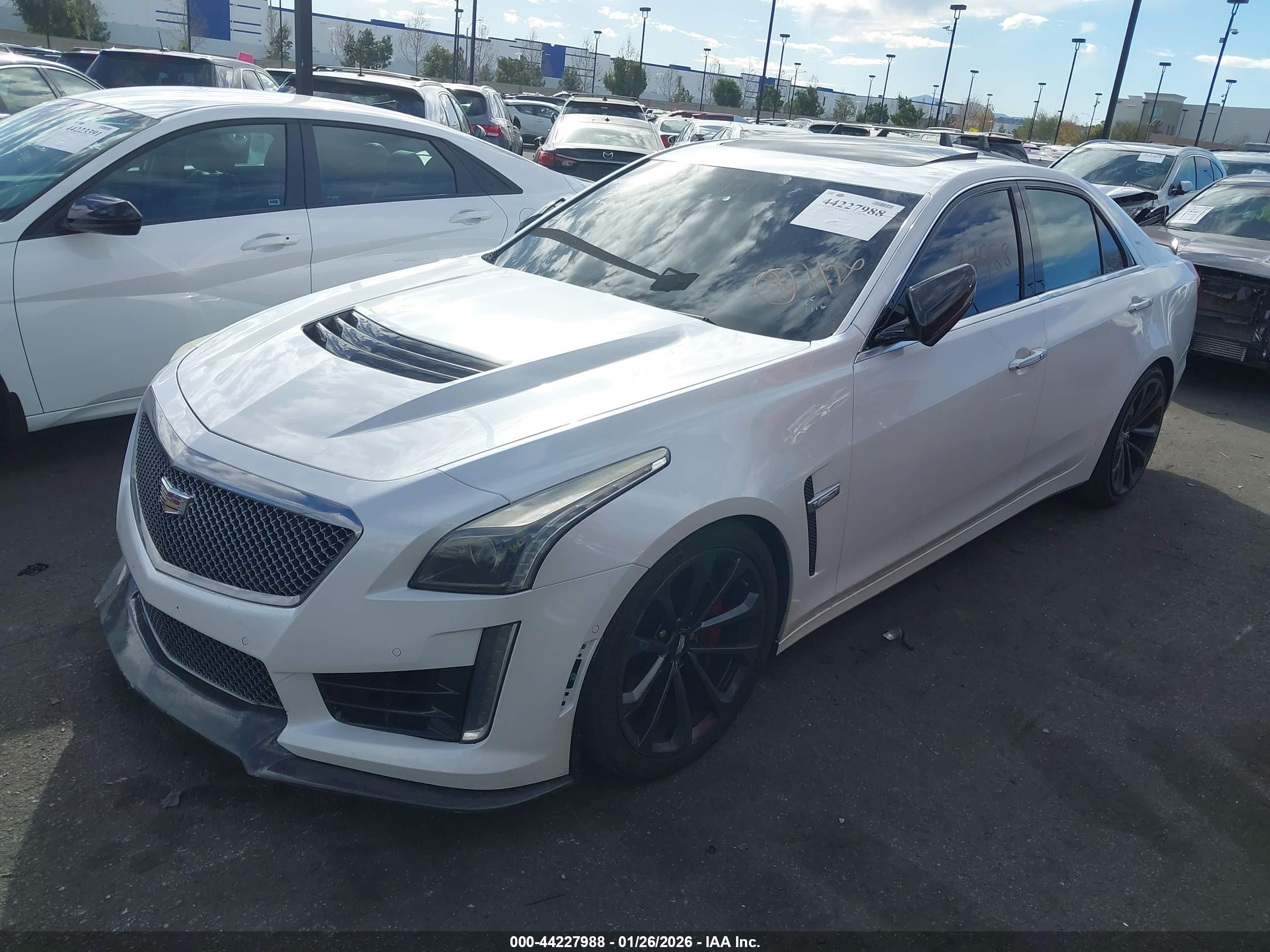 CADILLAC CTS-V image 2