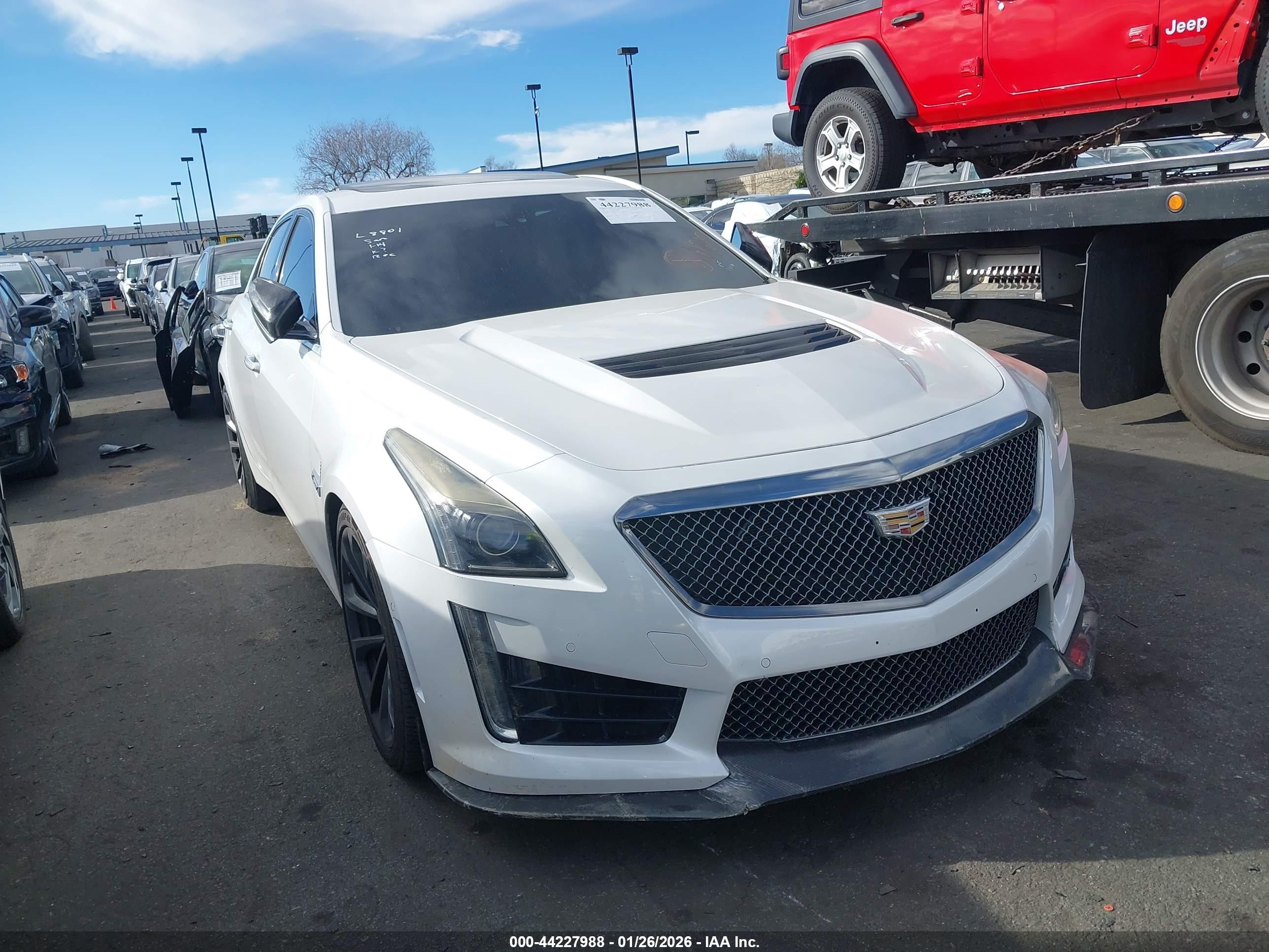 CADILLAC CTS-V image 6
