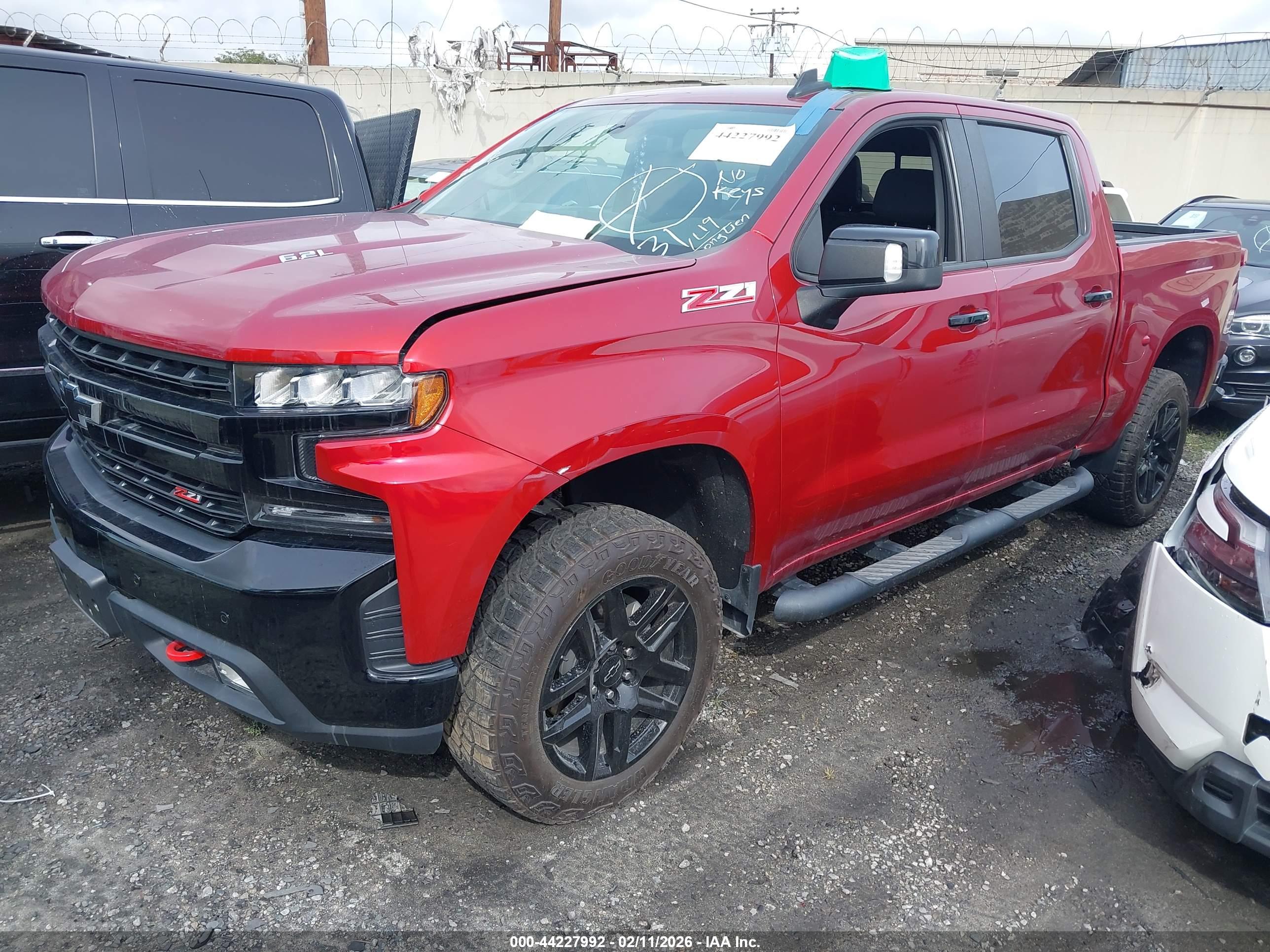 CHEVROLET SILVERADO image 2