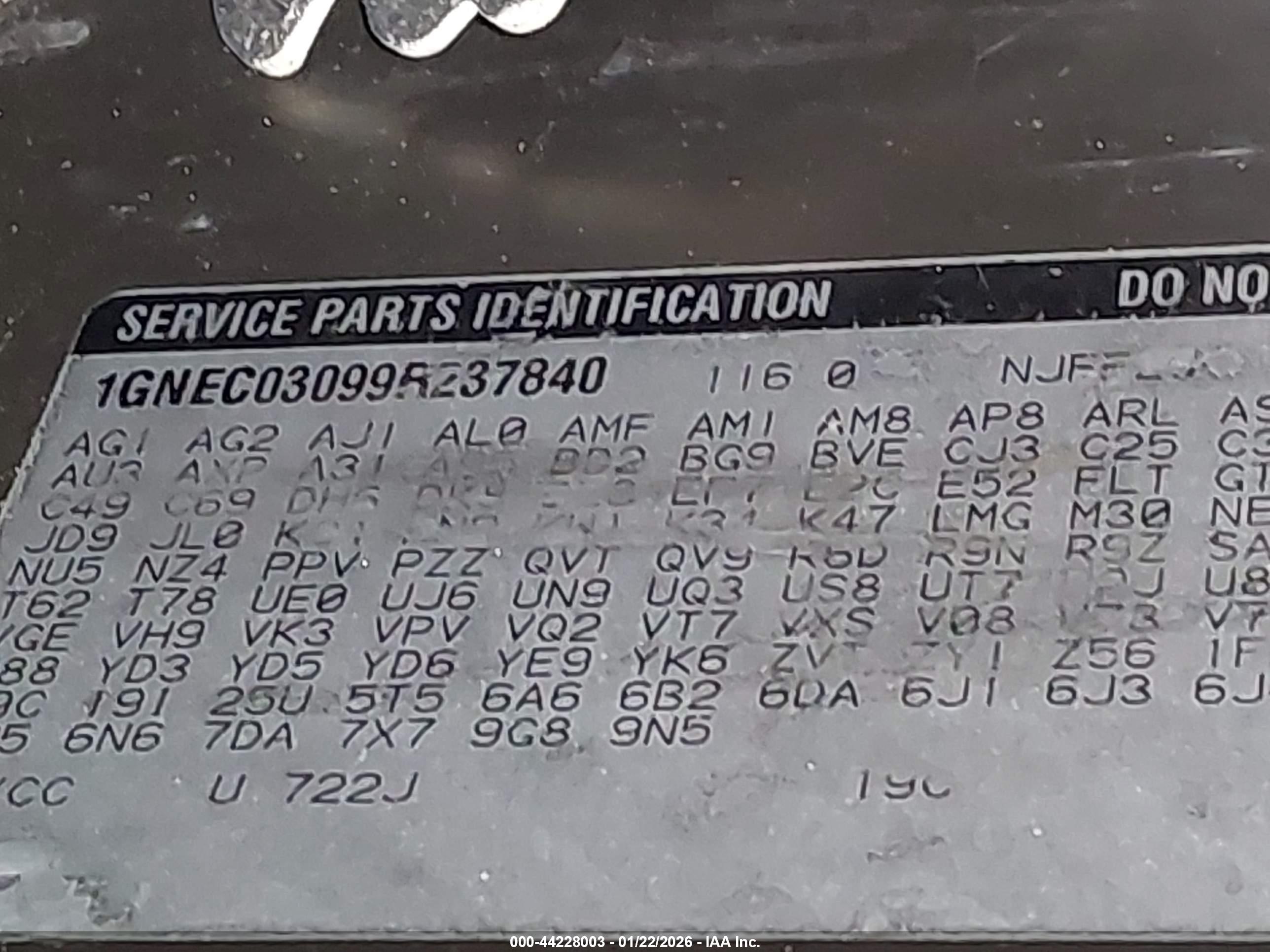 CHEVROLET TAHOE image 9