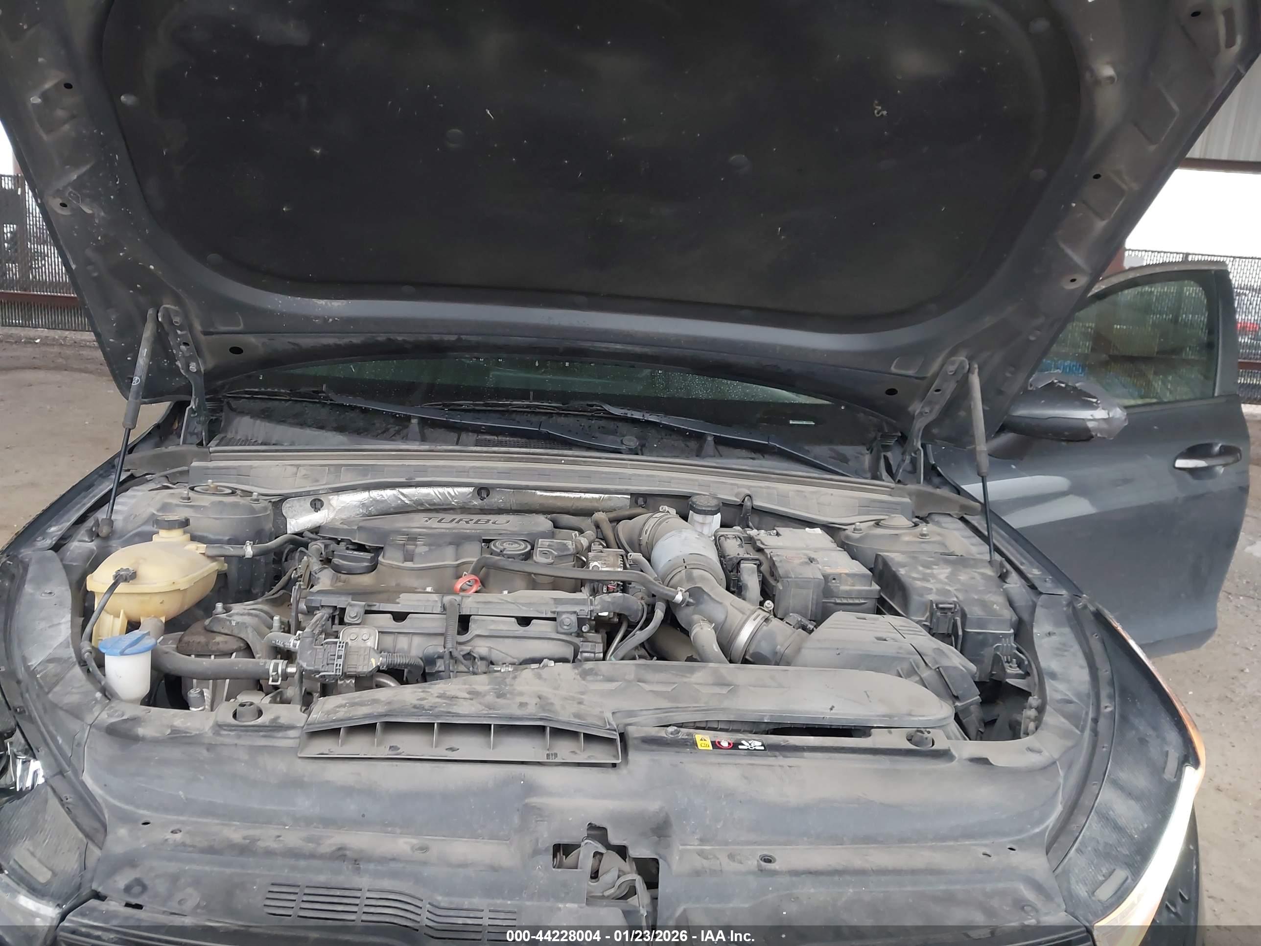 KIA K5 image 10