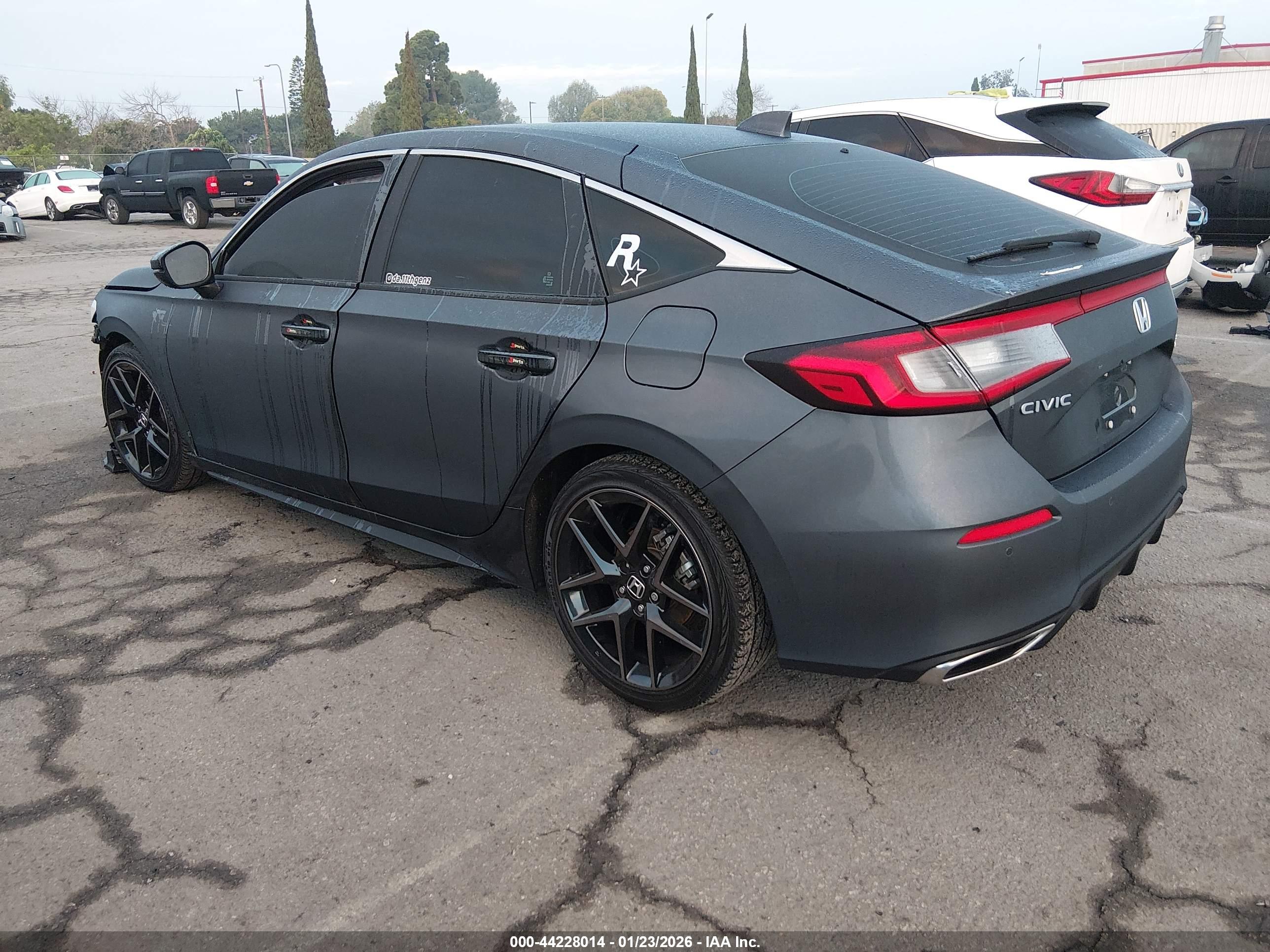 HONDA CIVIC image 3