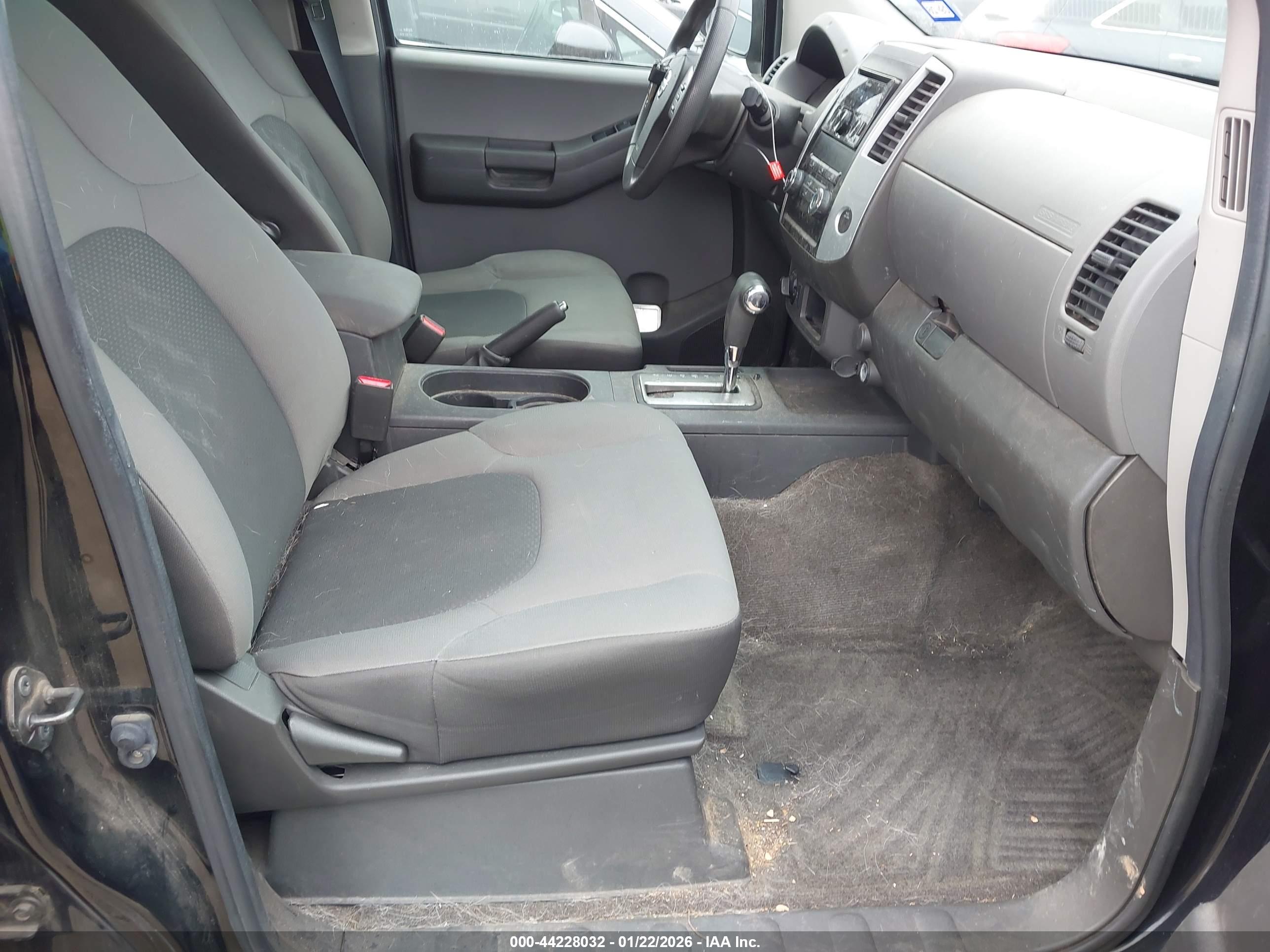 NISSAN XTERRA image 5