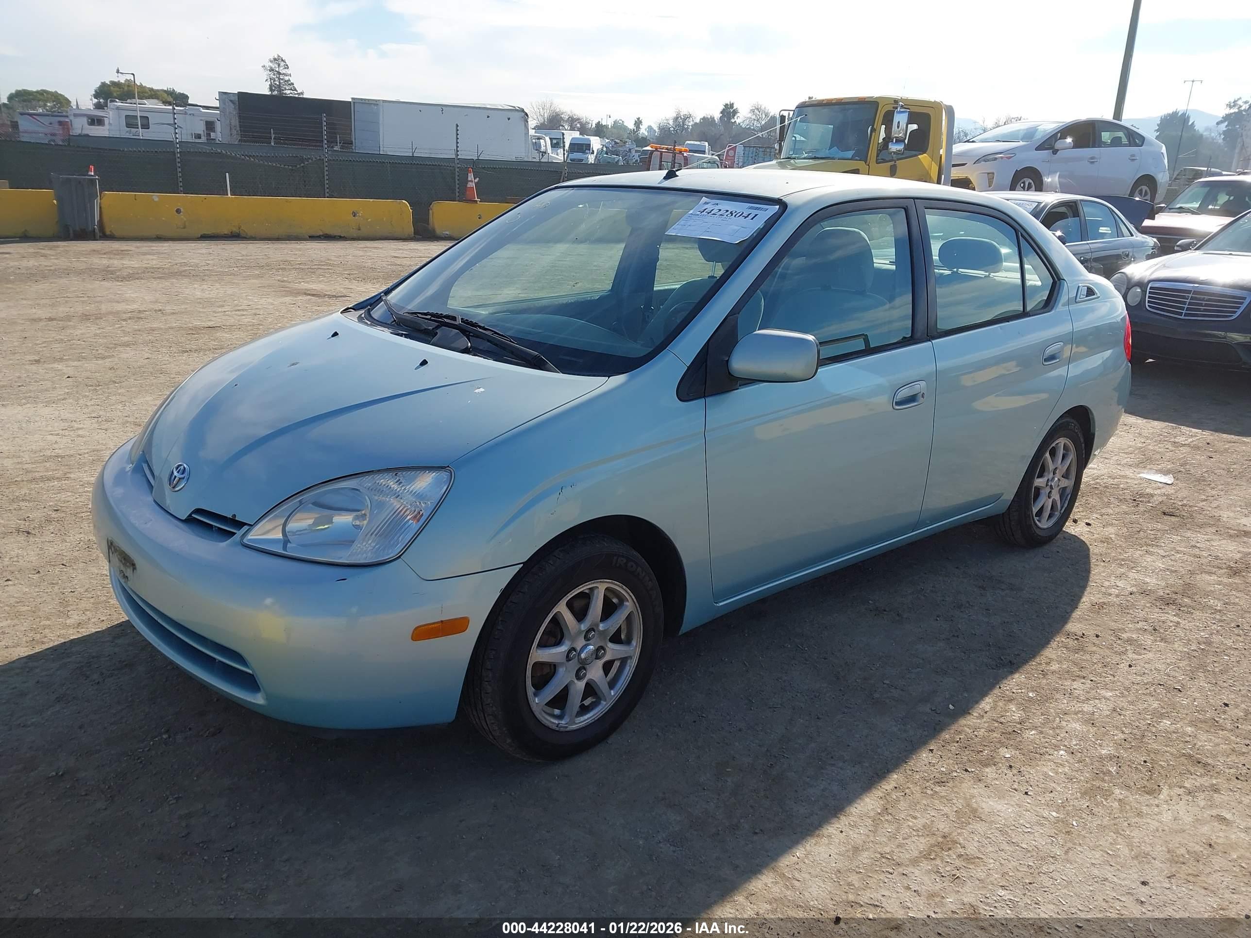TOYOTA PRIUS image 2