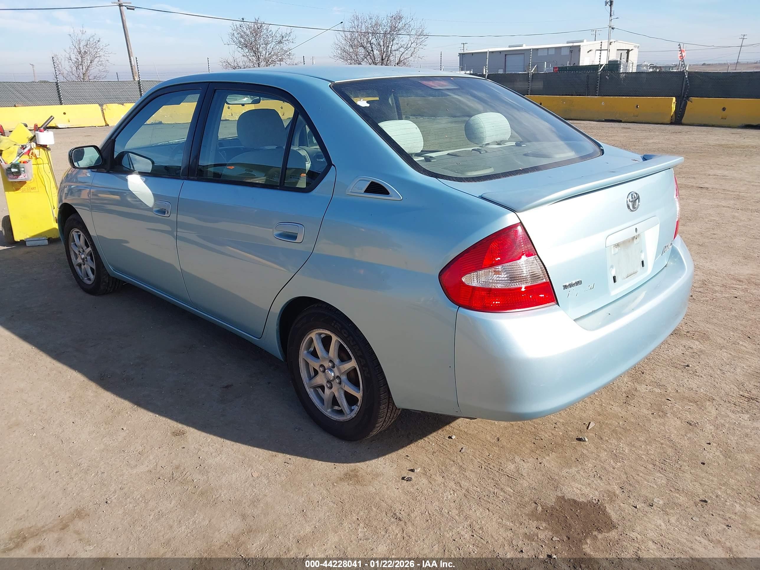TOYOTA PRIUS image 3