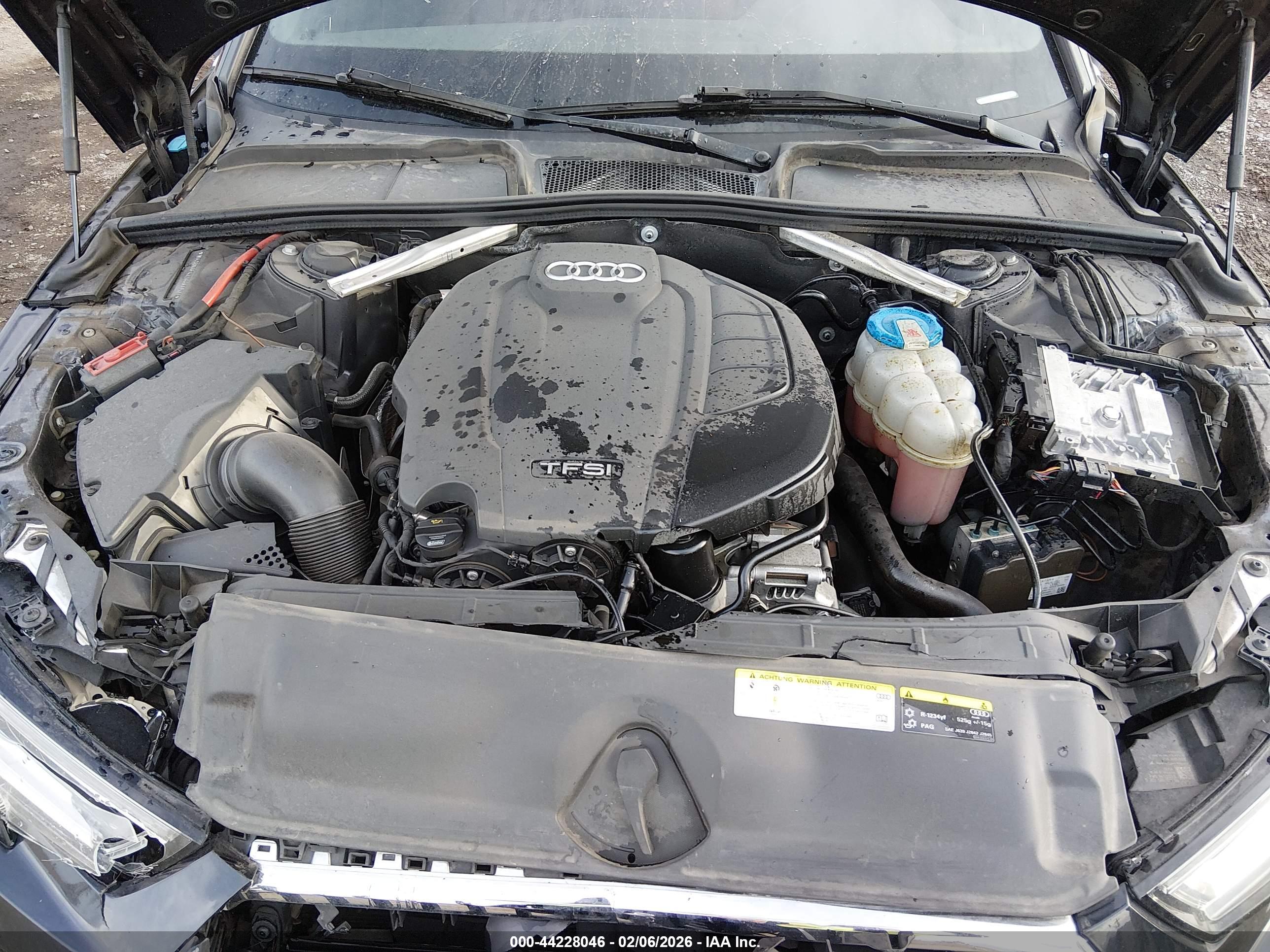 AUDI A4 image 10