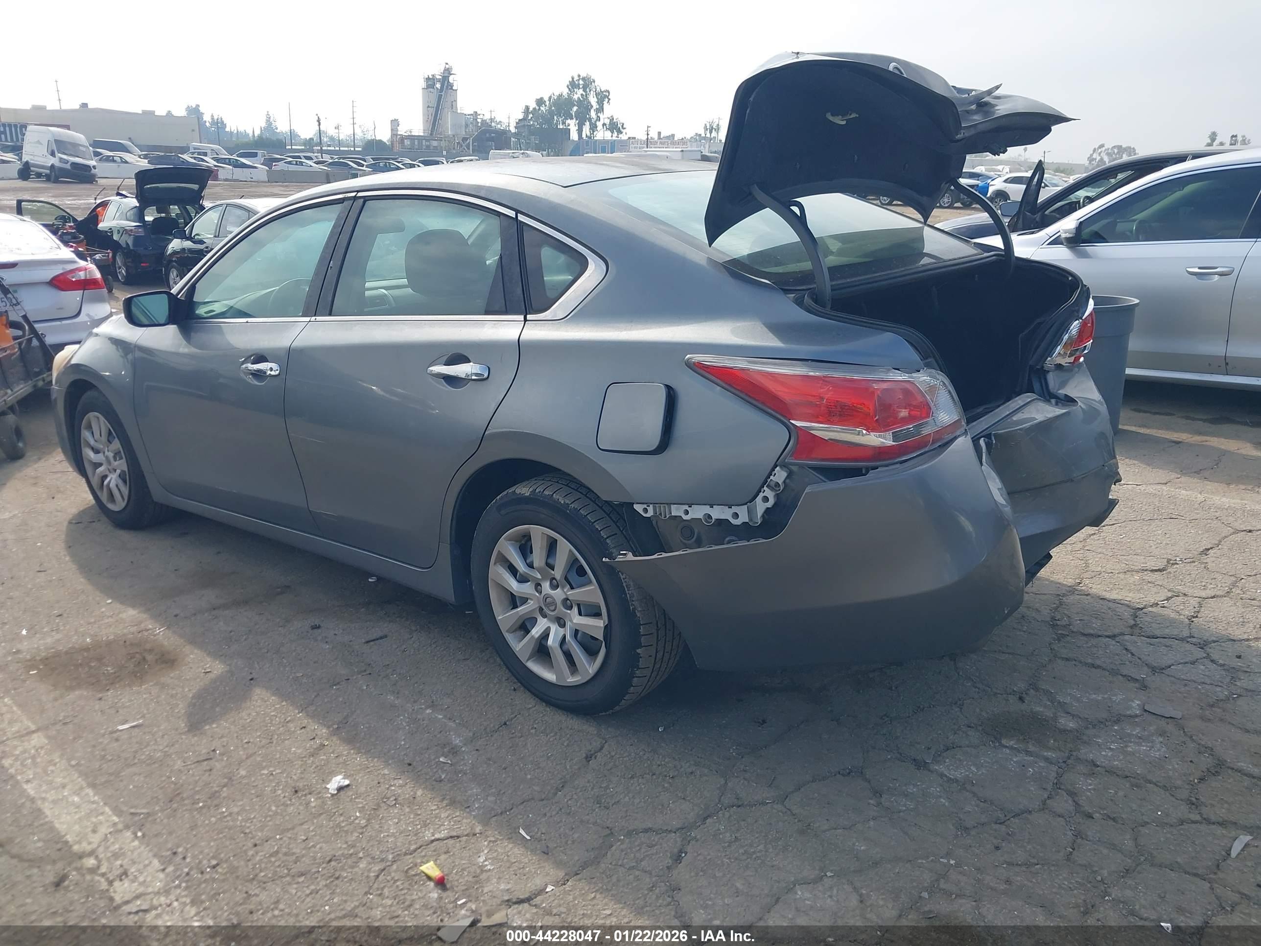 NISSAN ALTIMA image 3