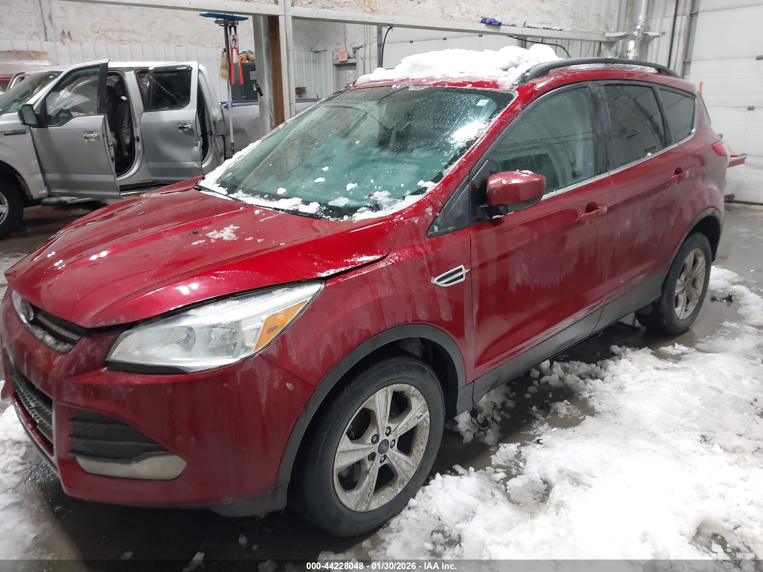 FORD ESCAPE image 2
