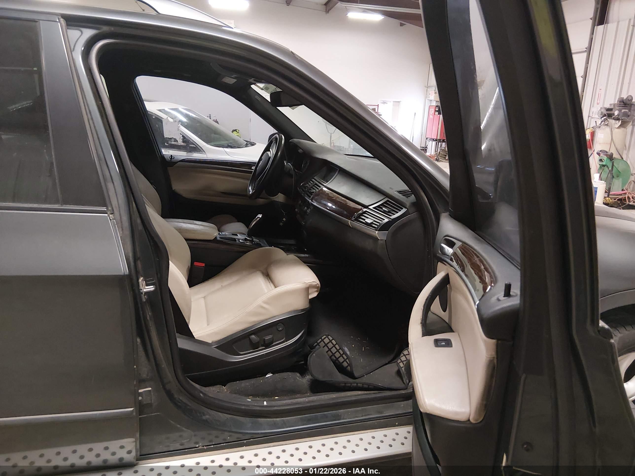 BMW X5 image 5