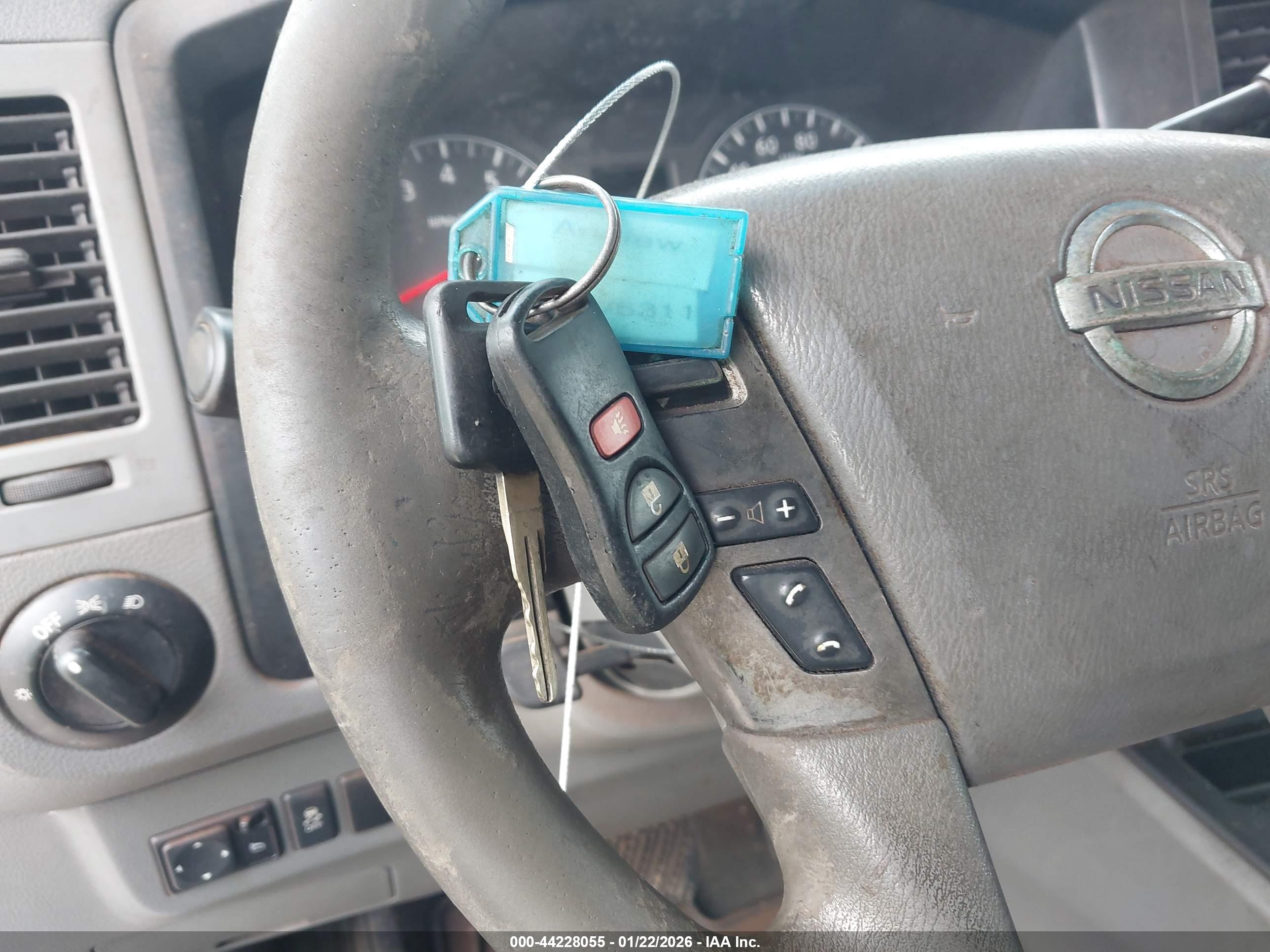NISSAN NV image 11