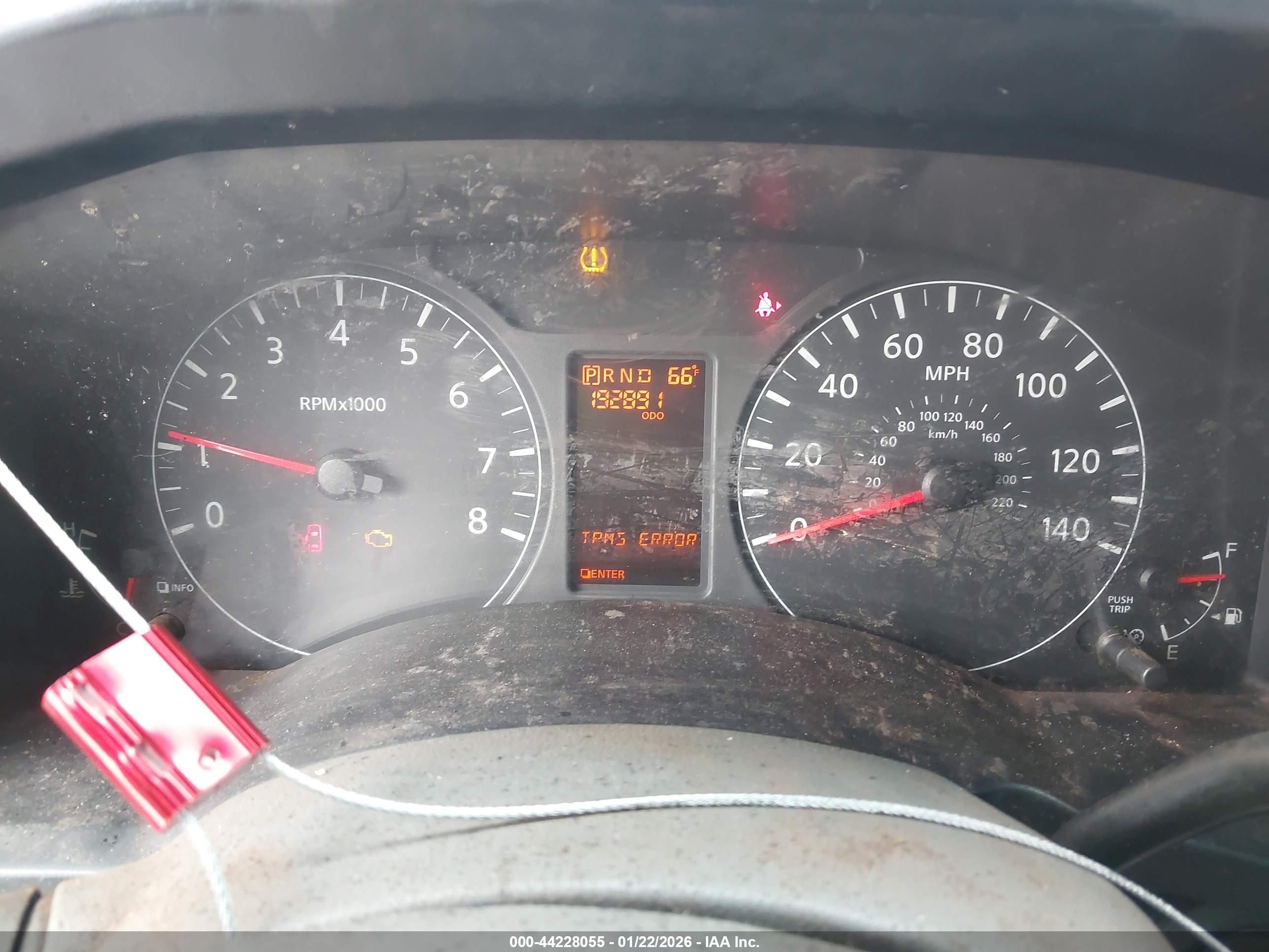 NISSAN NV image 7