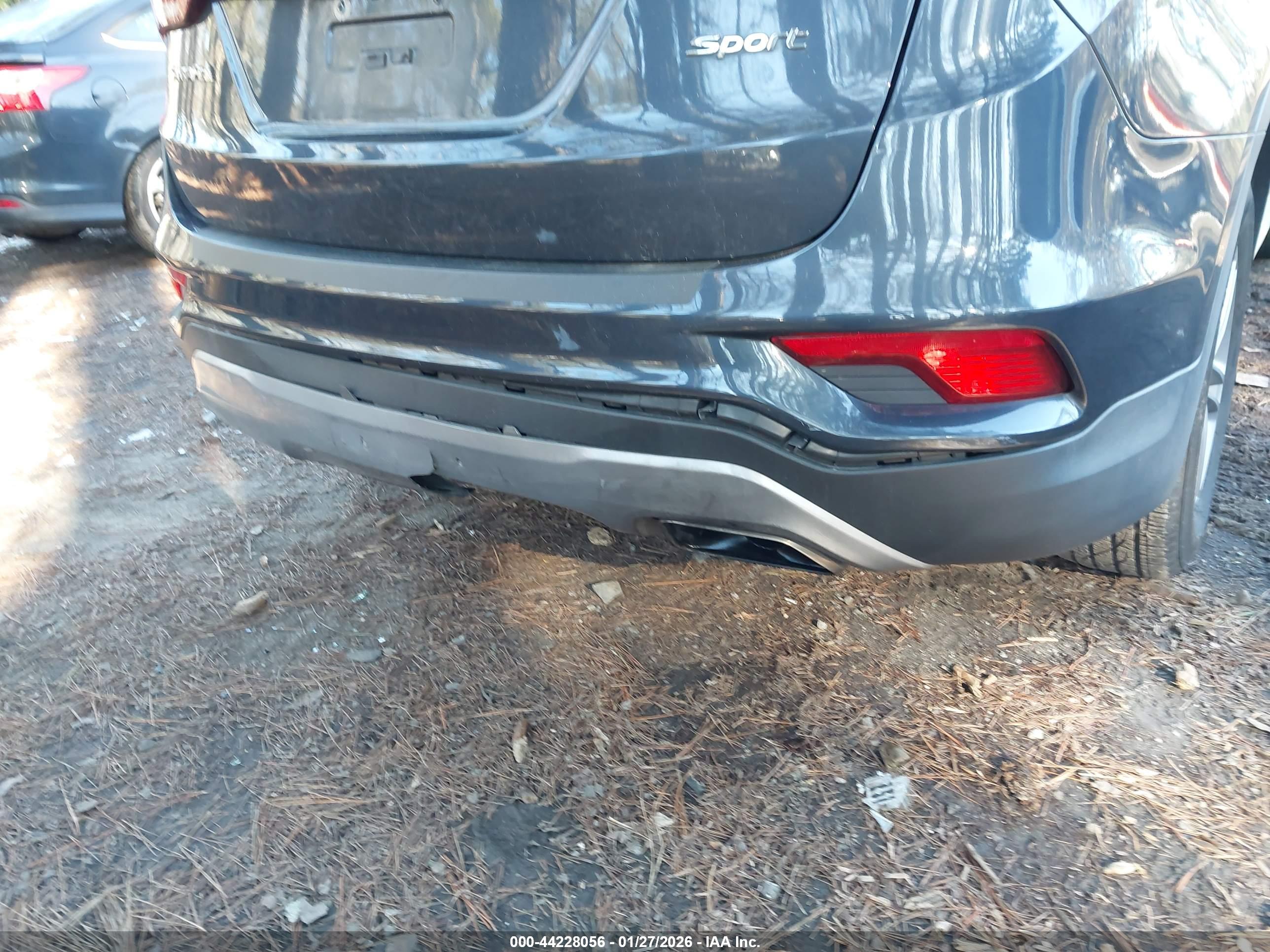 HYUNDAI SANTA image 6