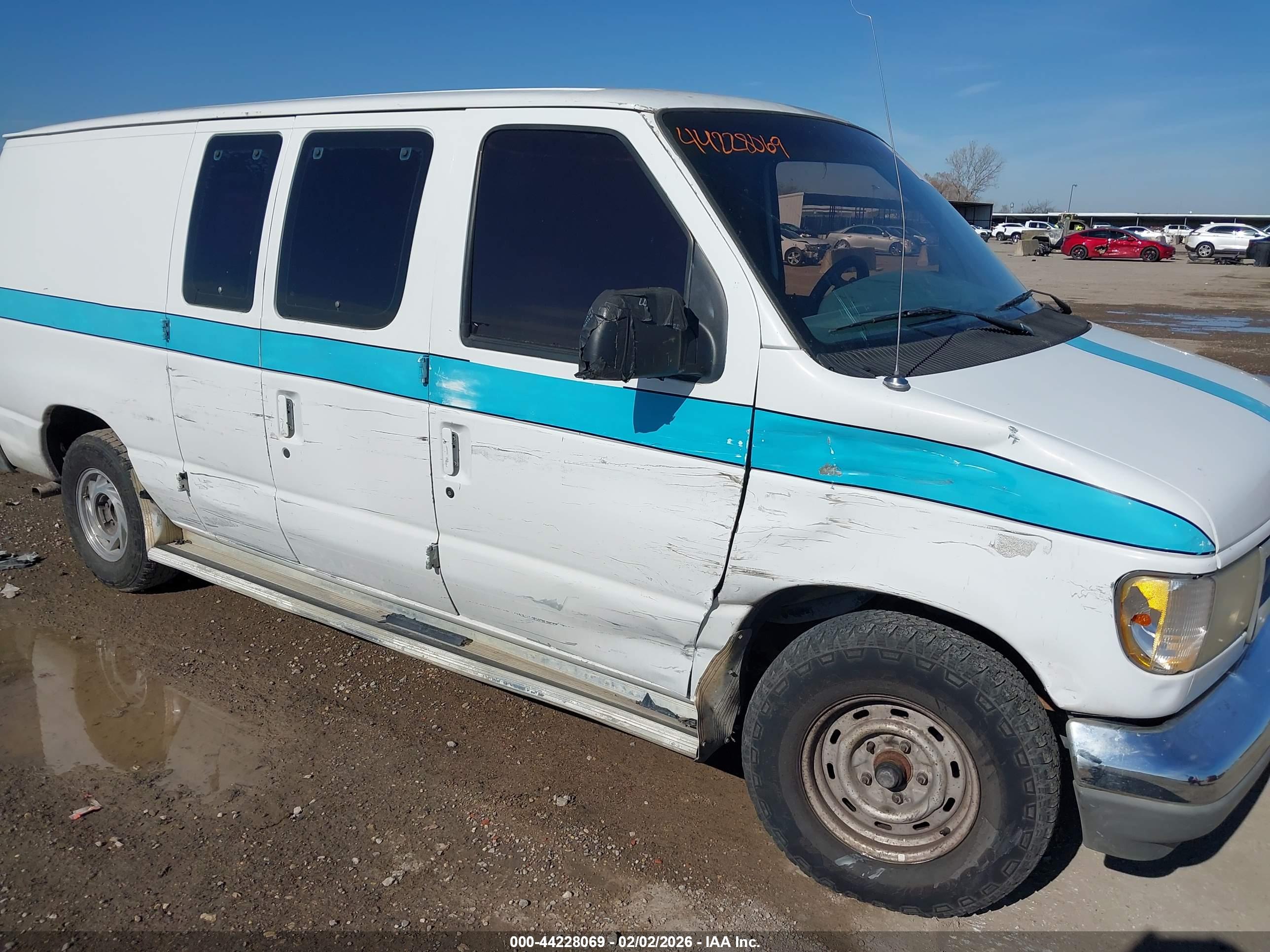 FORD ECONOLINE image 6