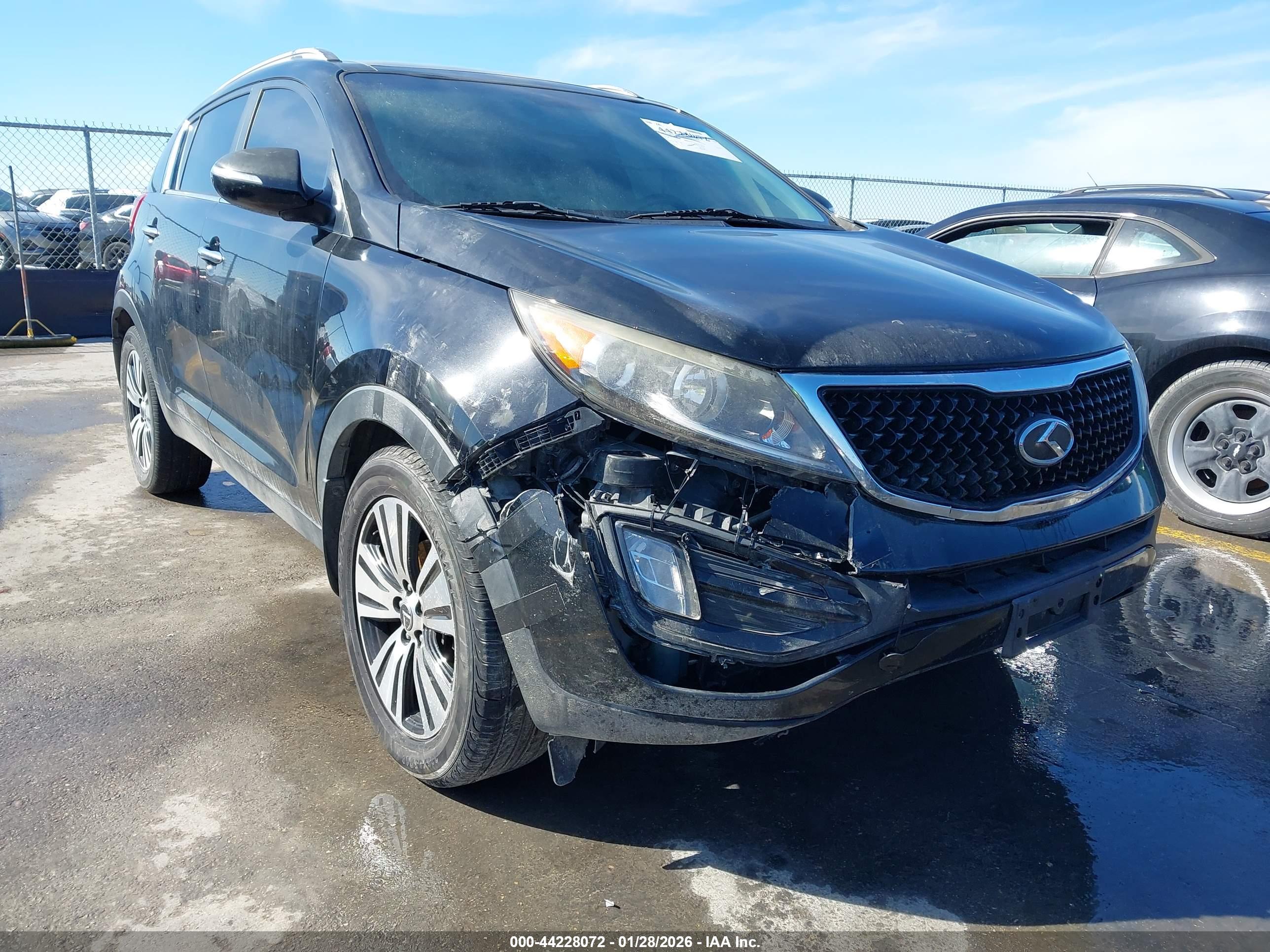 KIA SPORTAGE image 6
