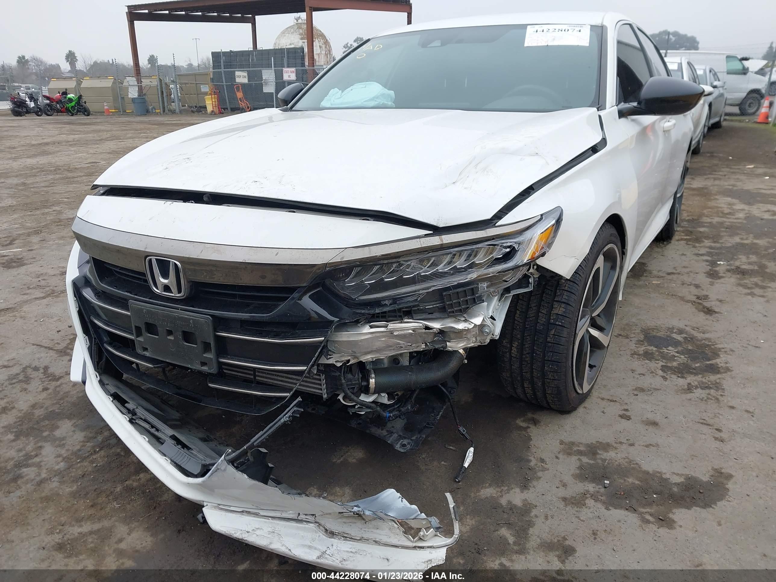HONDA ACCORD image 6