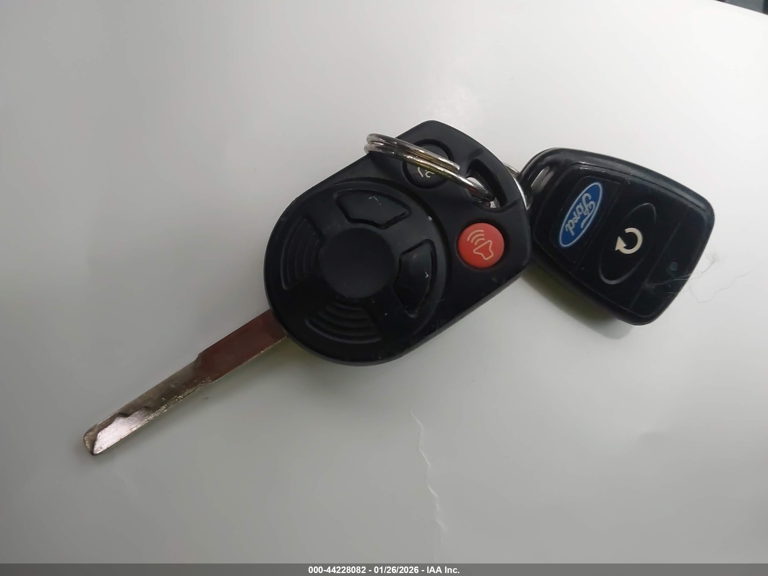 FORD FOCUS image 11