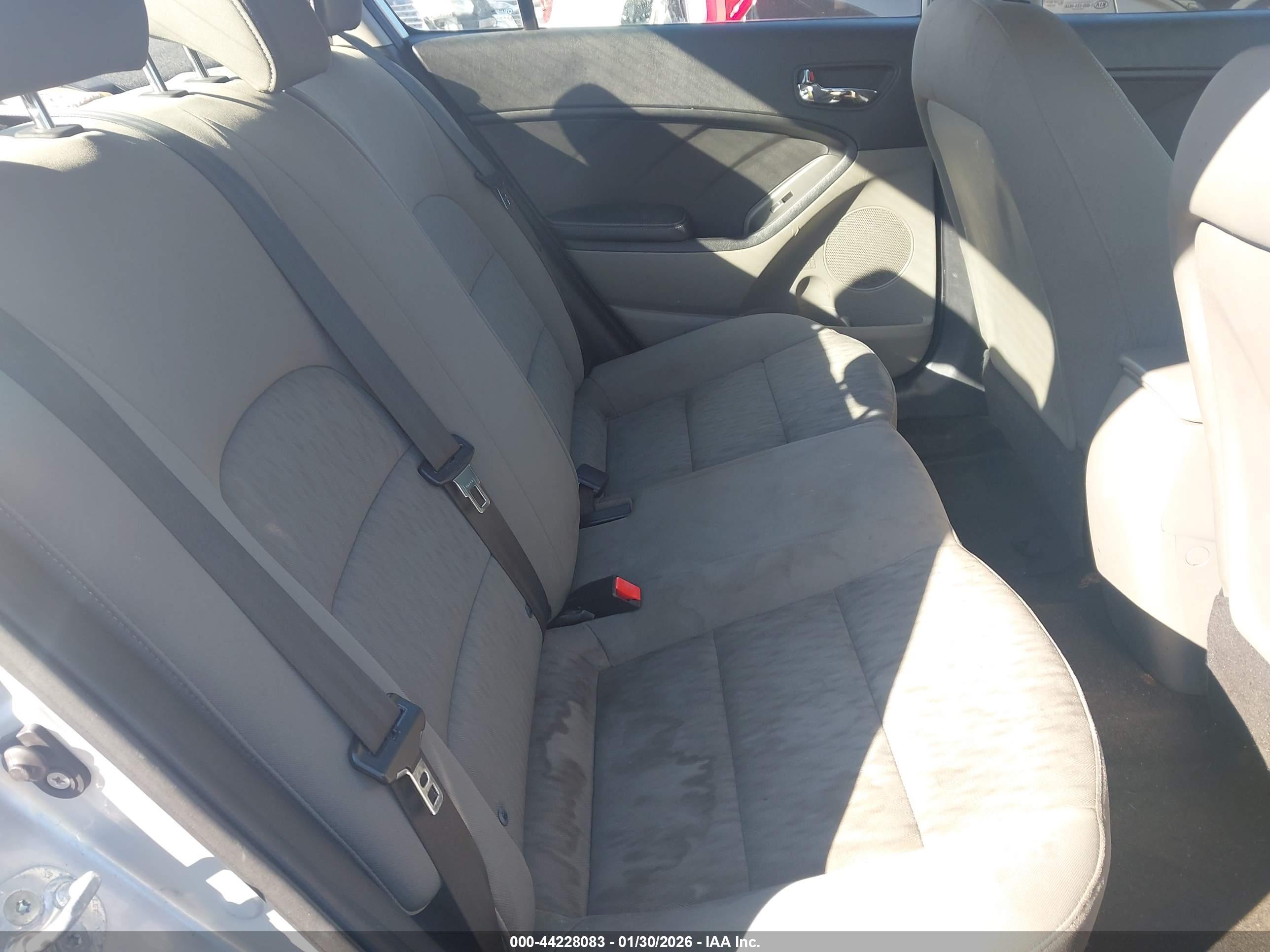 KIA FORTE image 8