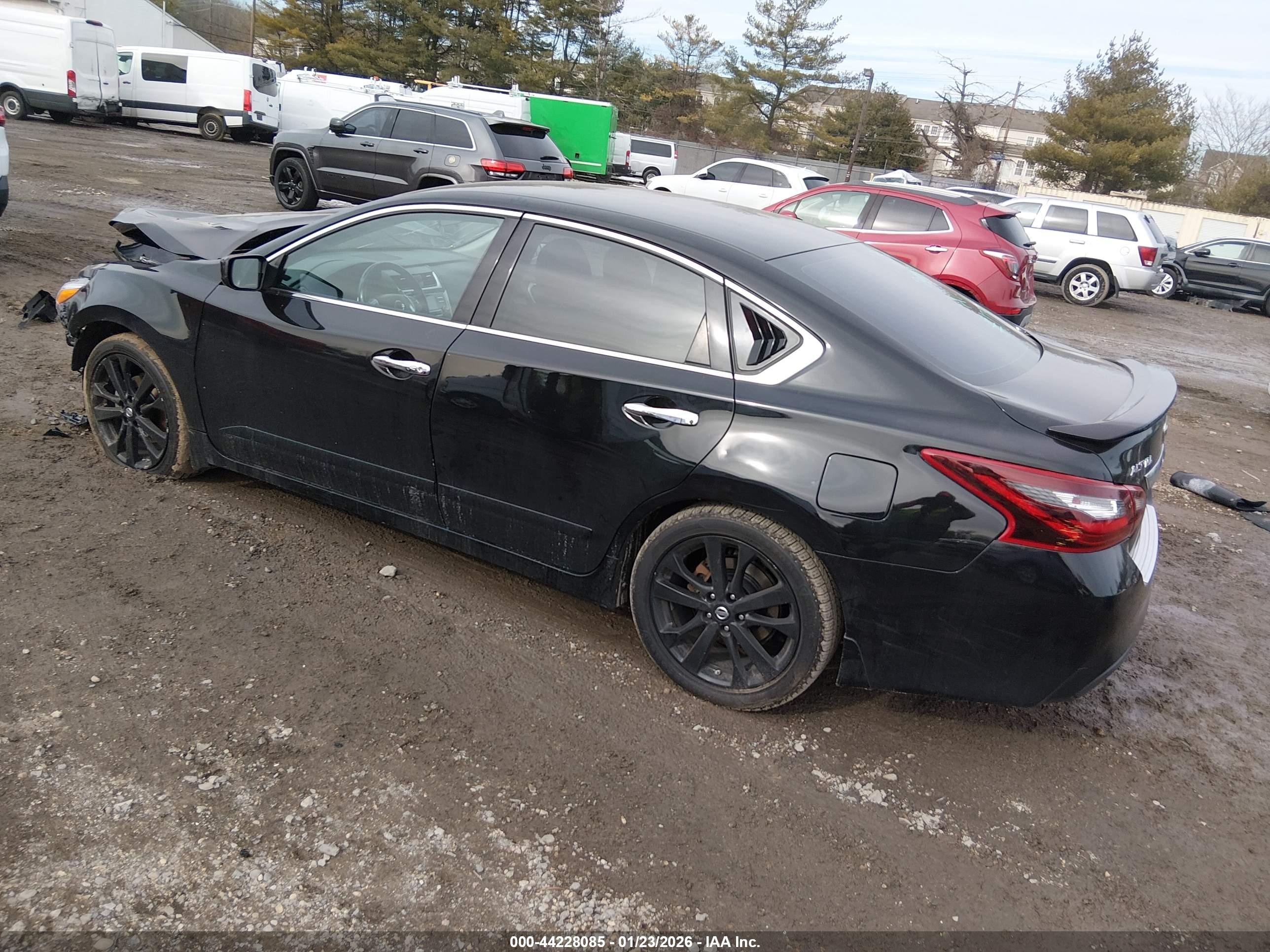 NISSAN ALTIMA image 3