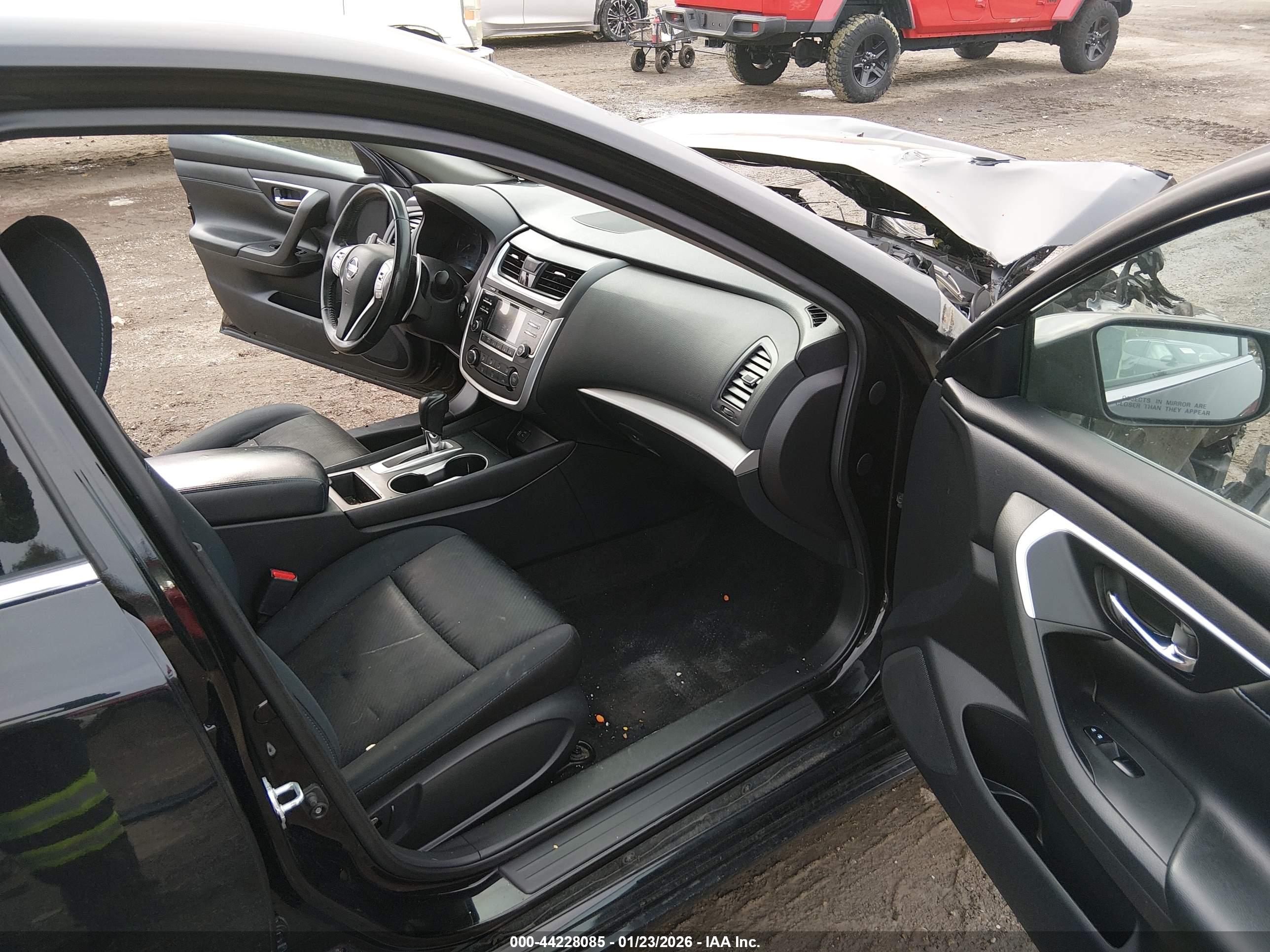NISSAN ALTIMA image 5