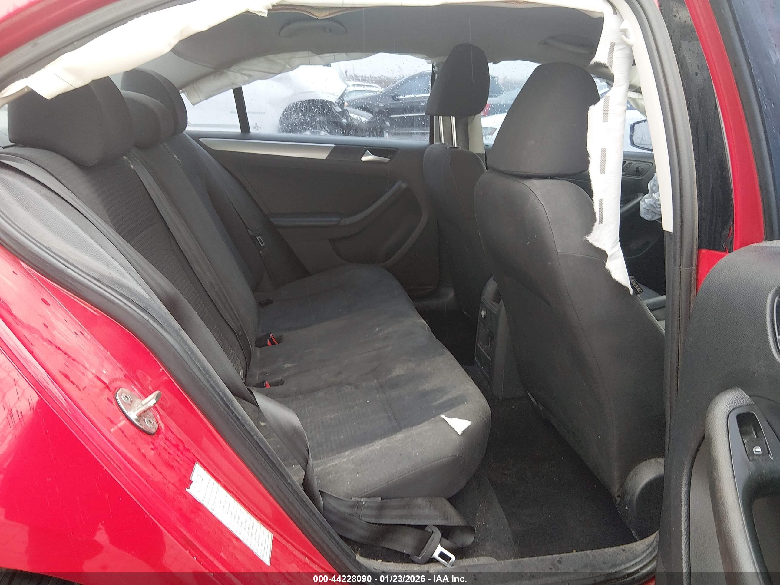 VOLKSWAGEN JETTA image 8
