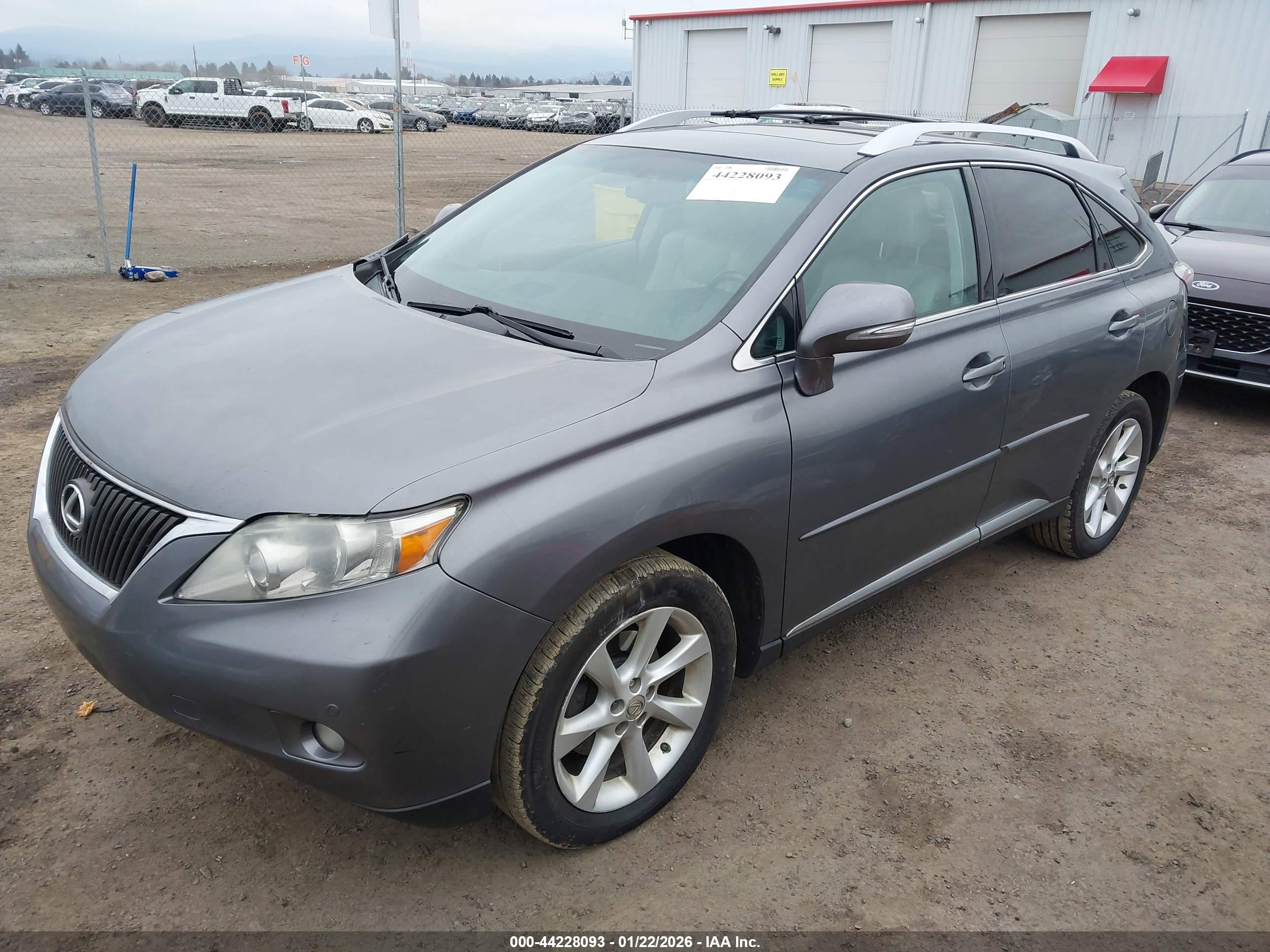 LEXUS RX image 2