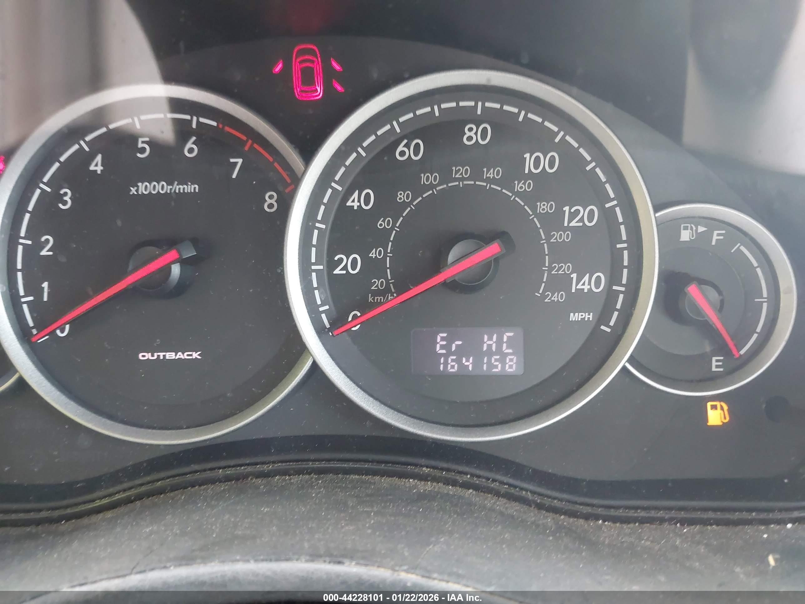 SUBARU OUTBACK image 7