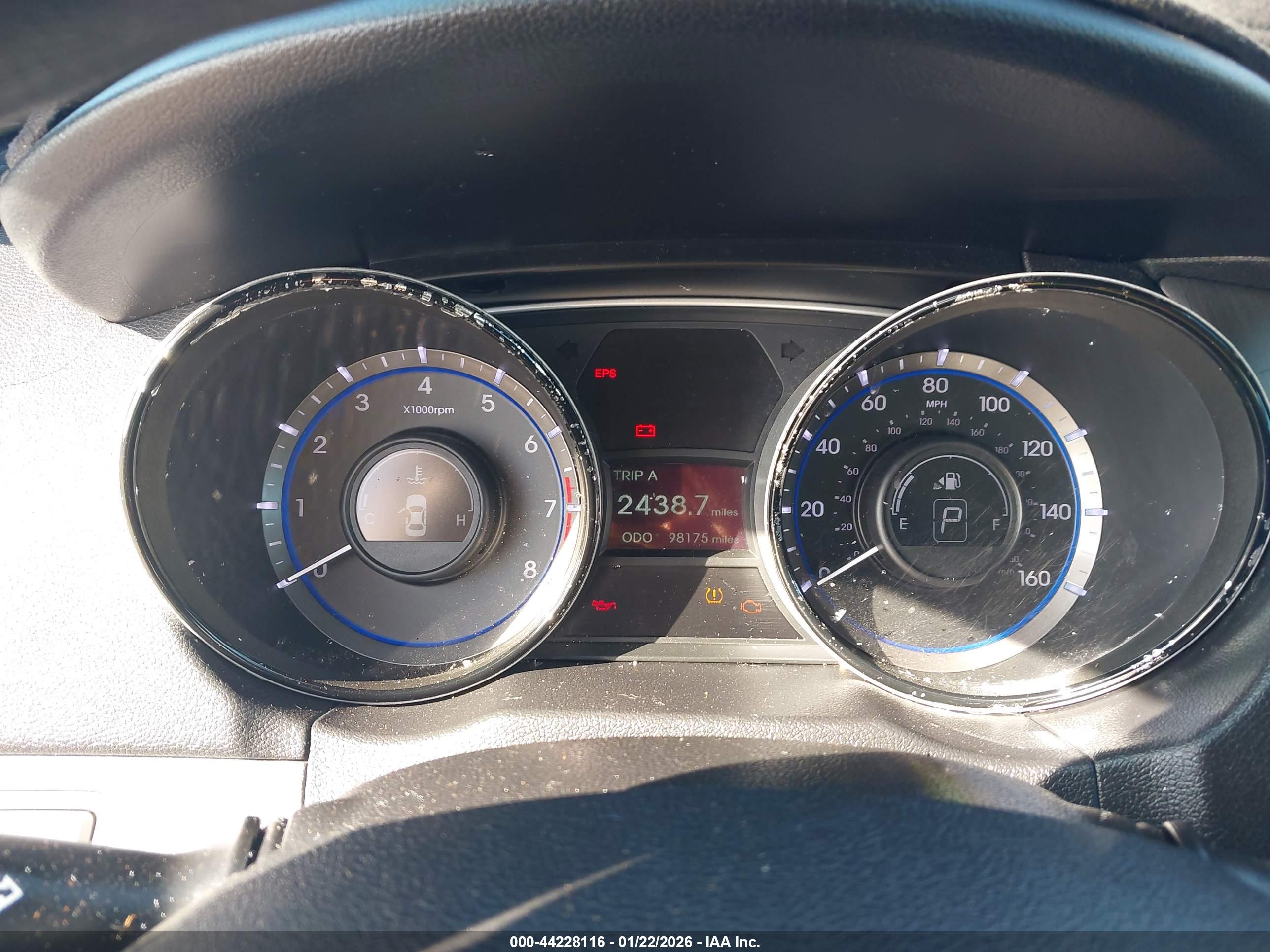 HYUNDAI SONATA image 7