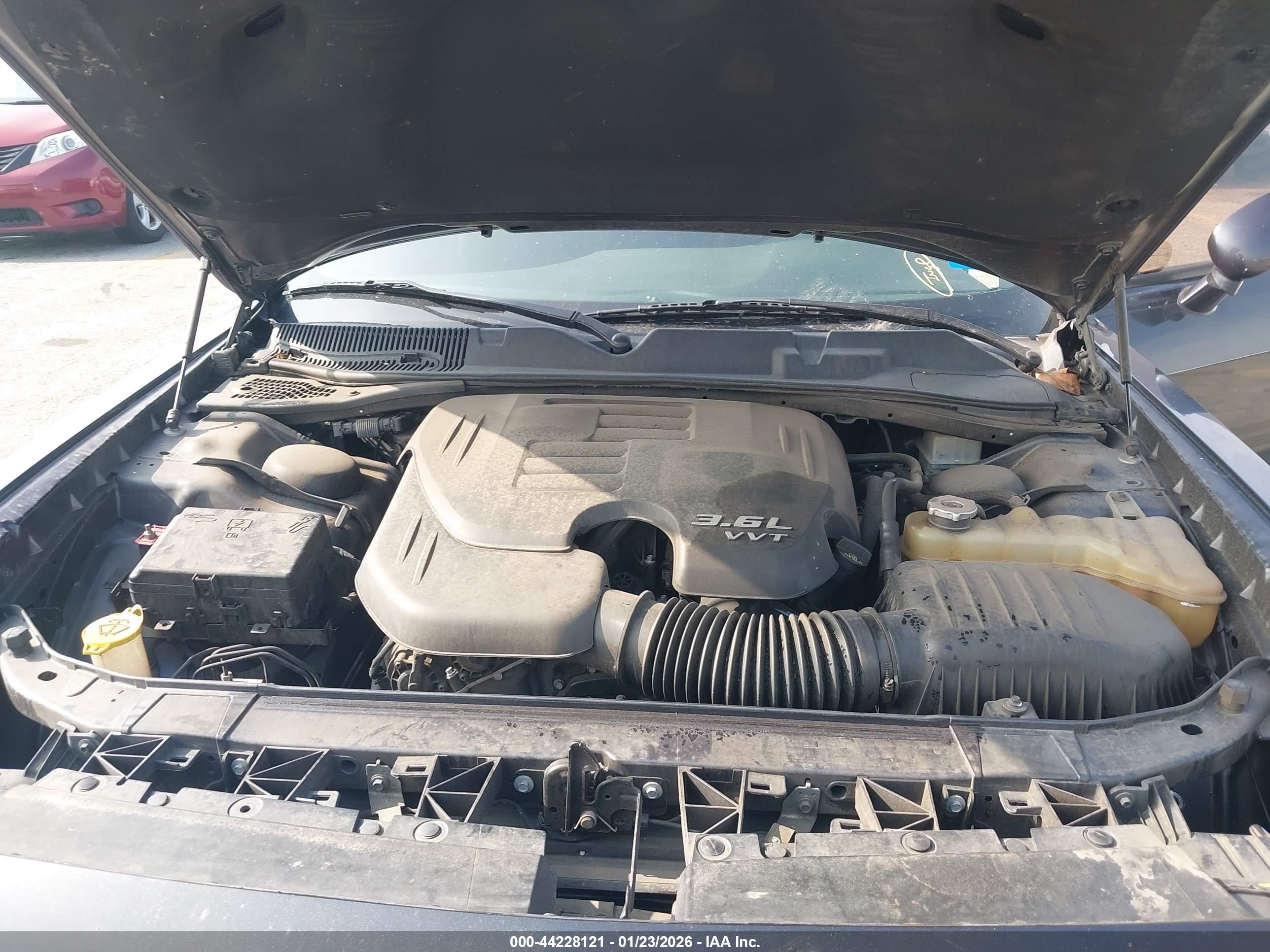 DODGE CHALLENGER image 10