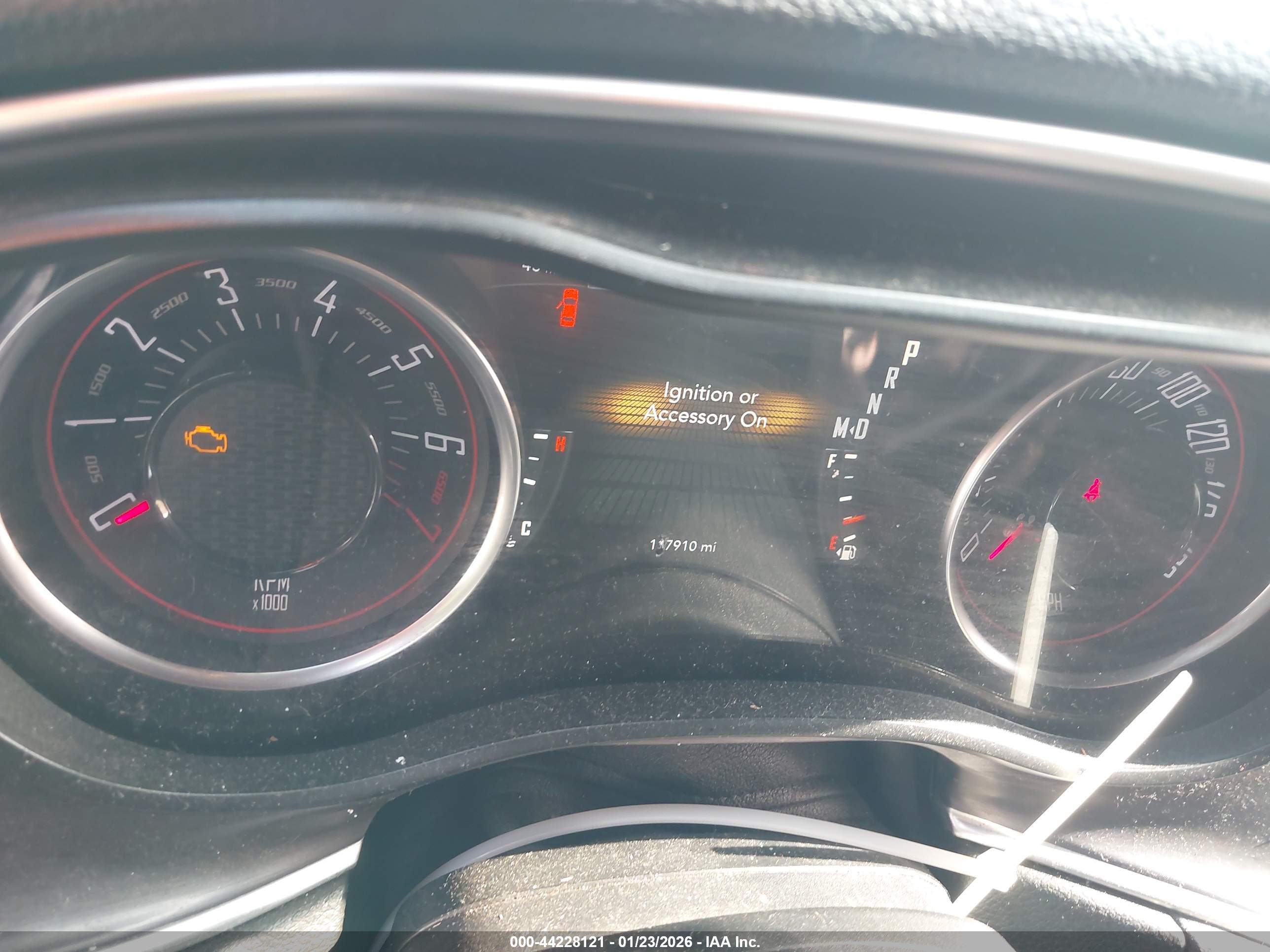 DODGE CHALLENGER image 7
