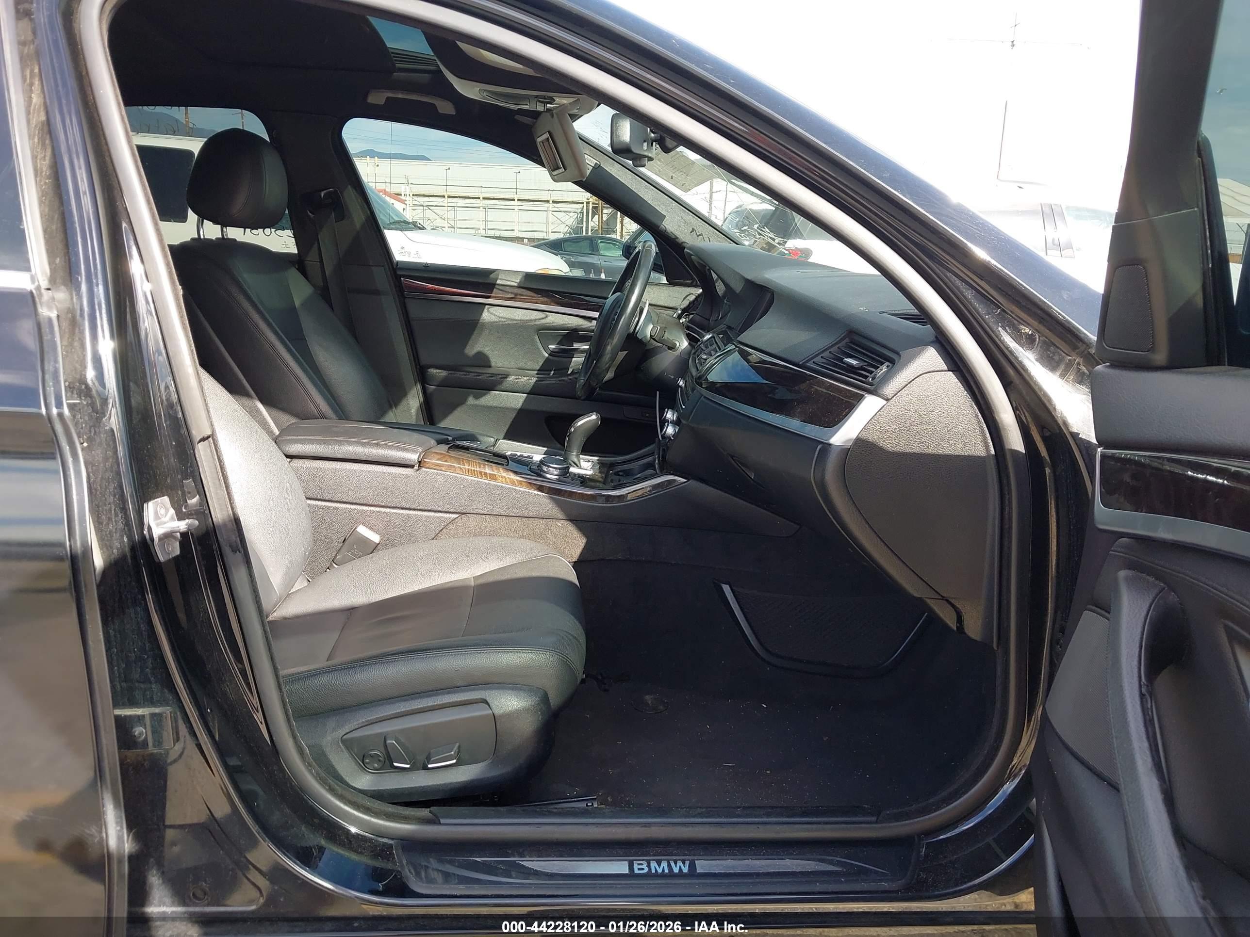 BMW 535I image 5