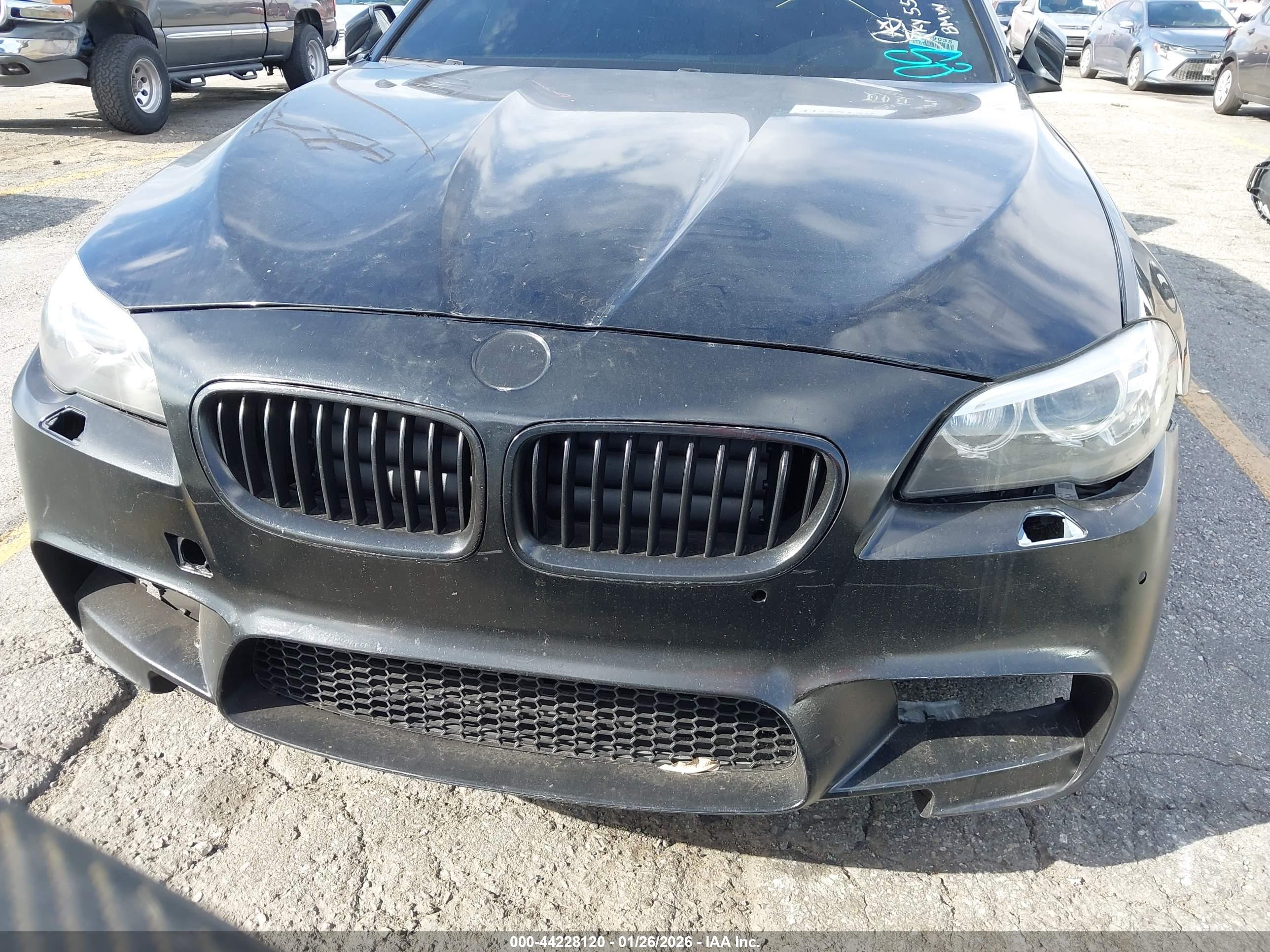 BMW 535I image 6