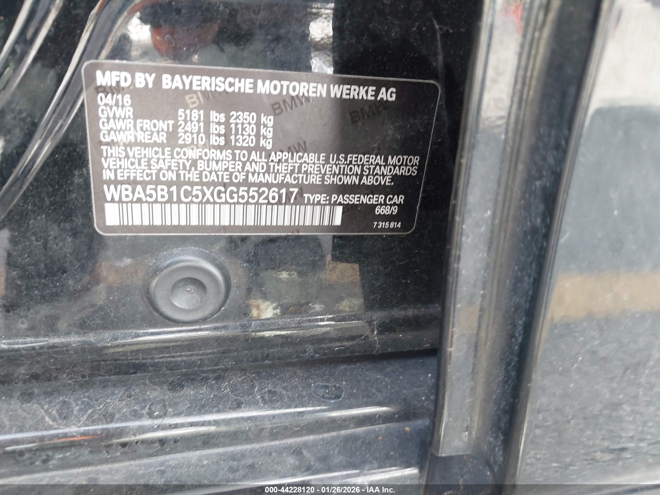 BMW 535I image 9