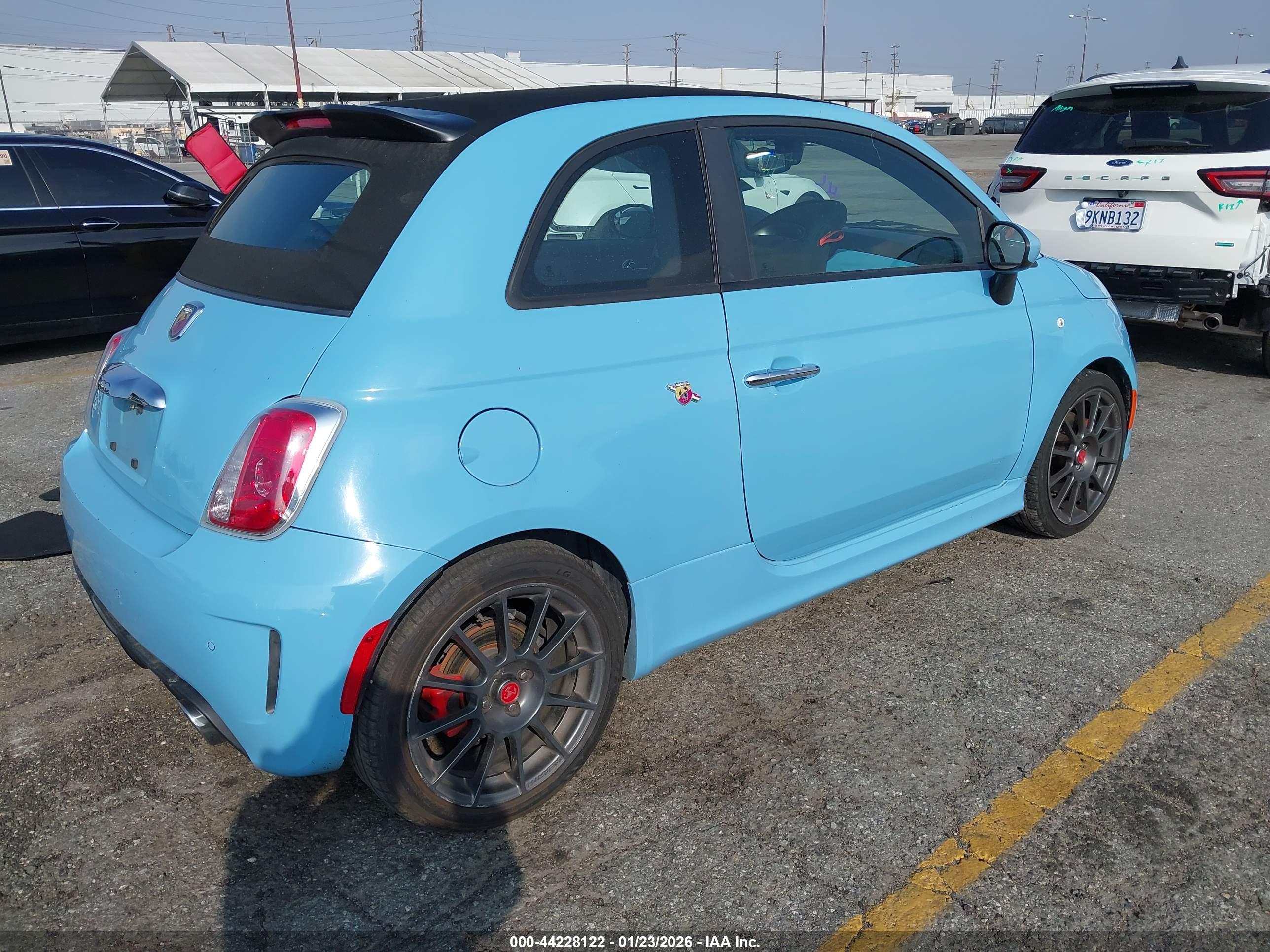 FIAT 500C image 4