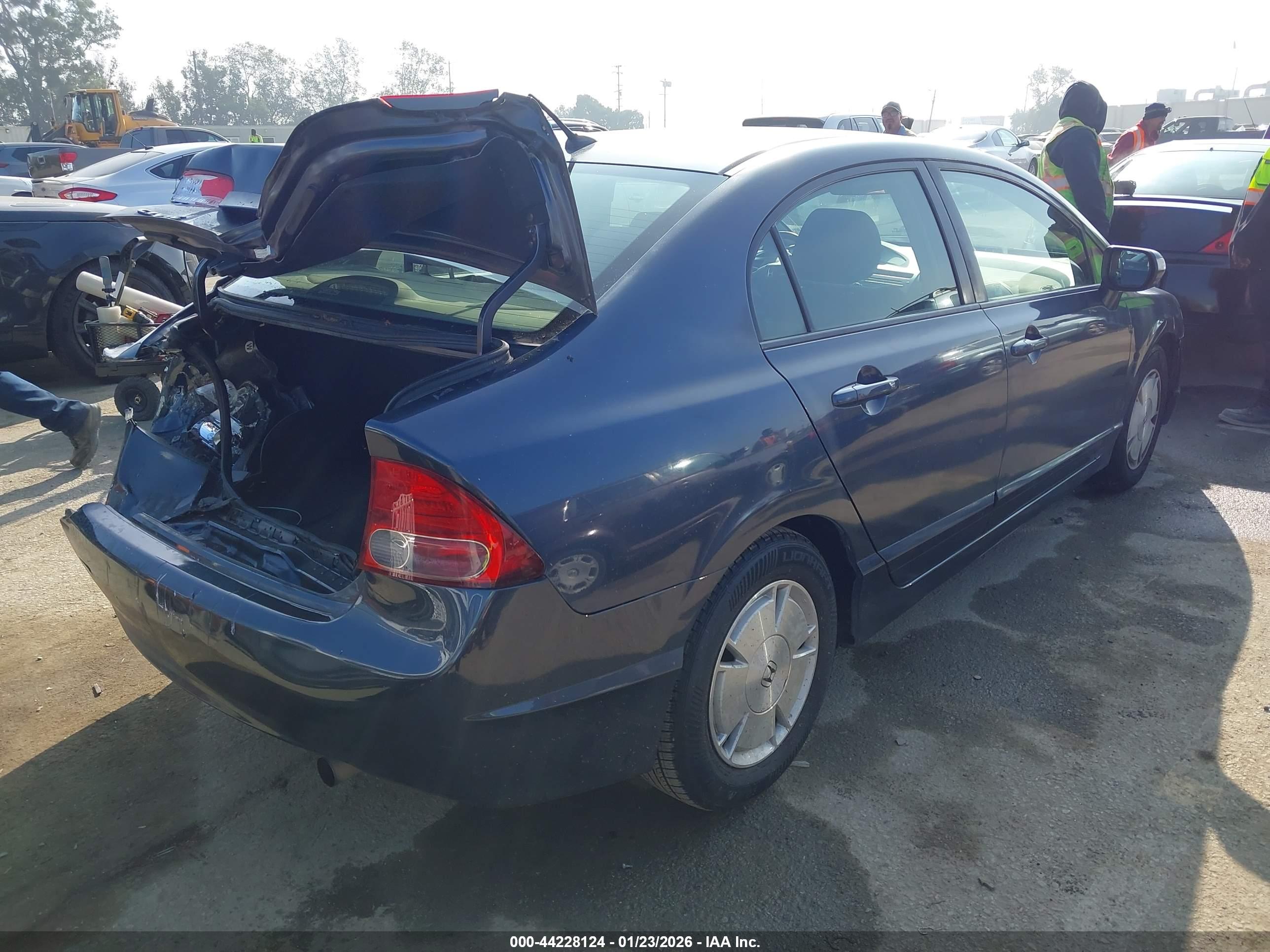 HONDA CIVIC image 4
